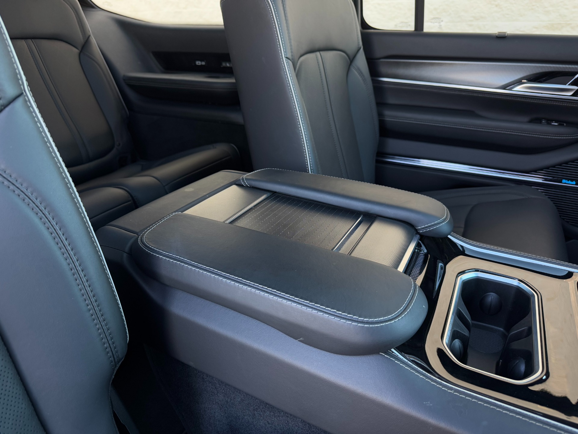 Used 2023 Jeep Grand Wagoneer Series II Obsidian 4X4 APPEAREANCE