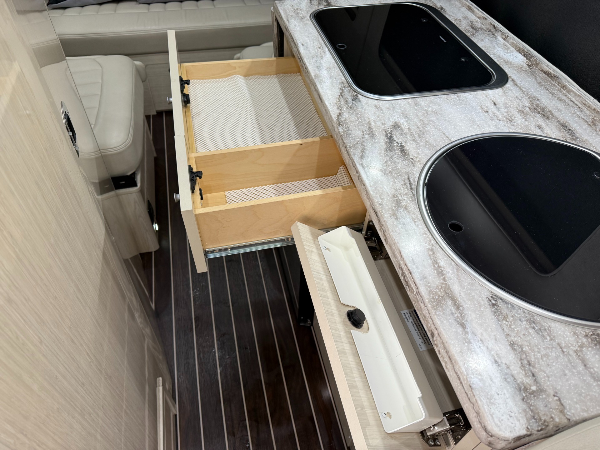 2017 Mercedes-Benz Sprinter Cab Chassis Base - Photo 40