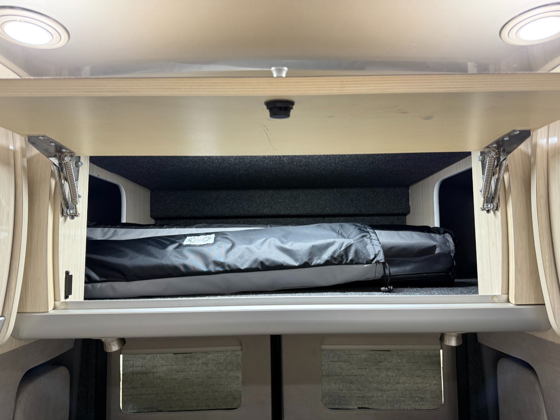2017 Mercedes-Benz Sprinter Cab Chassis Base - Photo 45