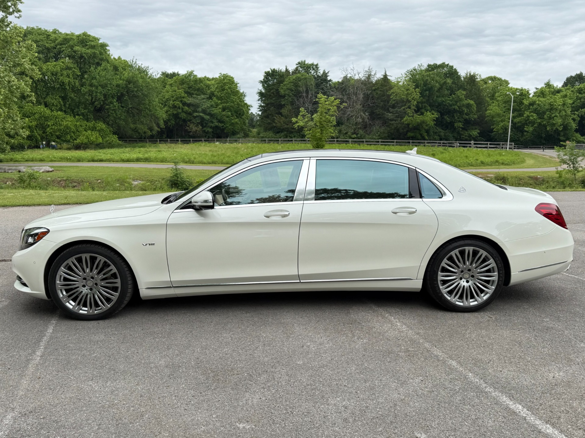 merci様、専用です Used 2016 Mercedes-Benz S 600 Maybach EXECUTIVE REAR SEAT PKG PLUS