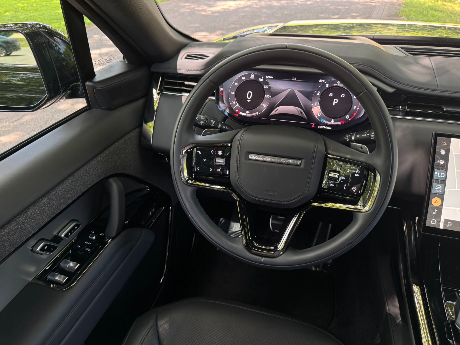 Used 2025 Land Rover Range Rover Sport P530 Dynamic SE, W