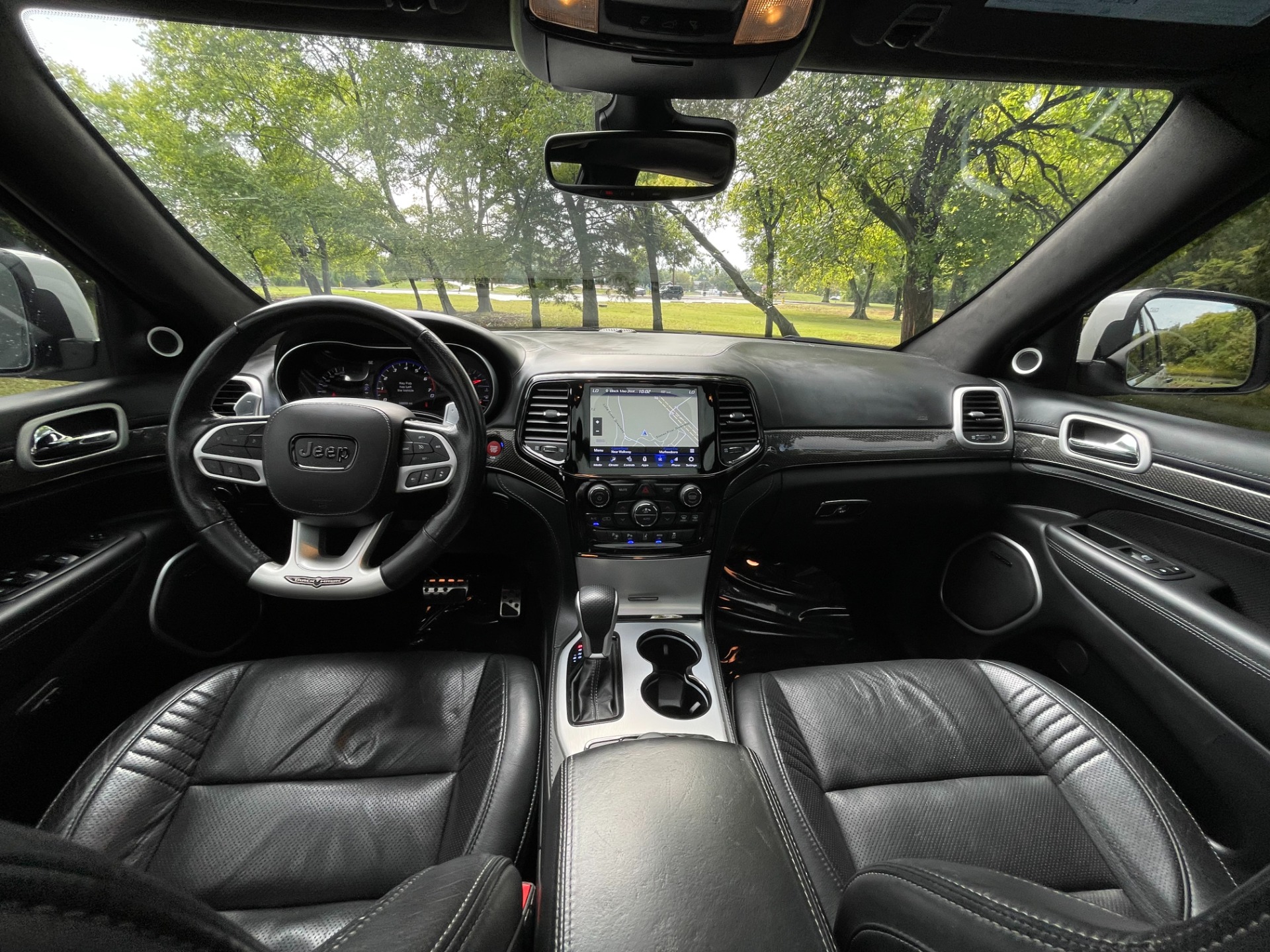 How To Mirror iPhone to Jeep Grand Cherokee: Easy Setup Guide