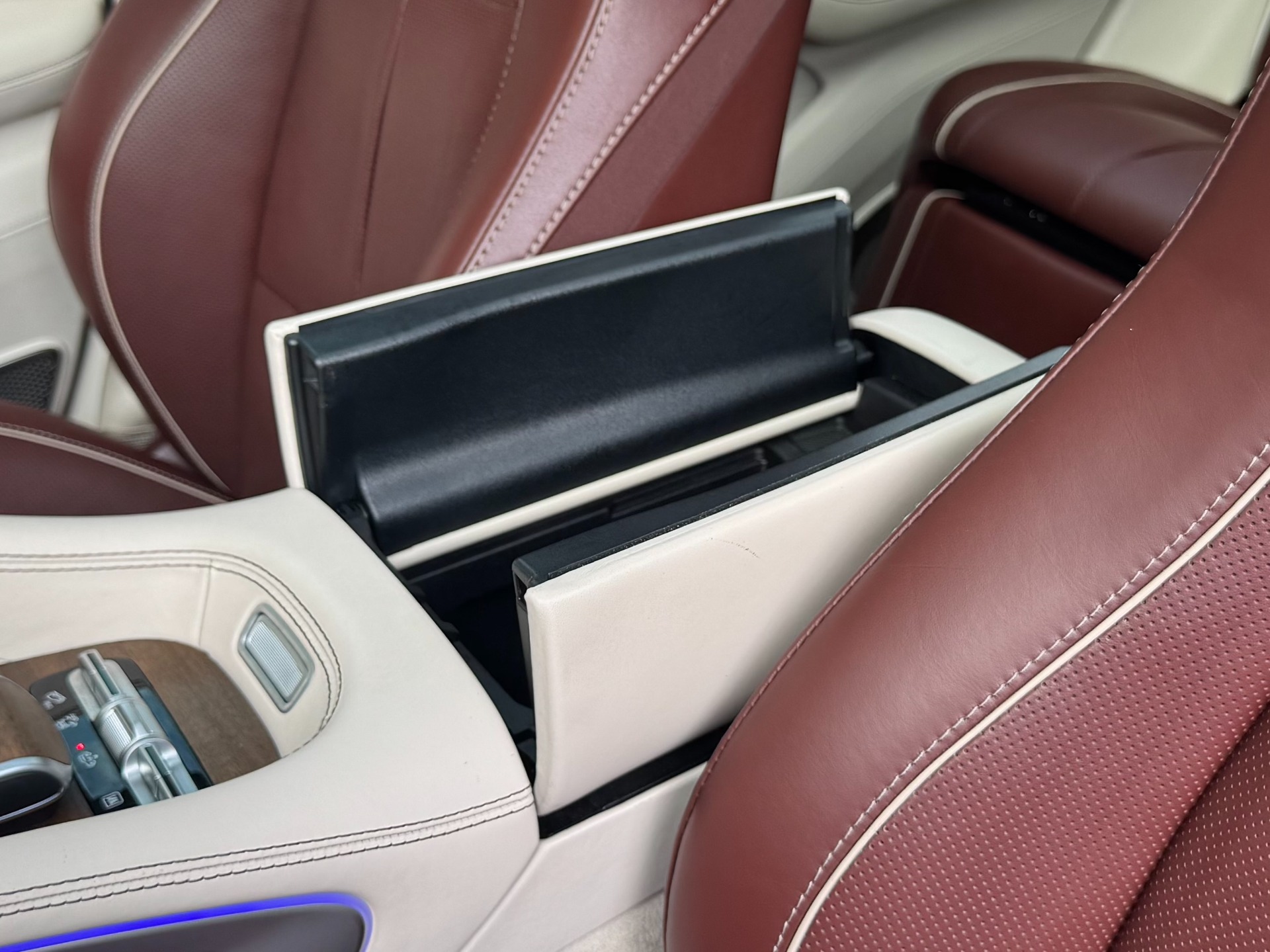 2023 Mercedes-Benz GLS Maybach - Photo 14
