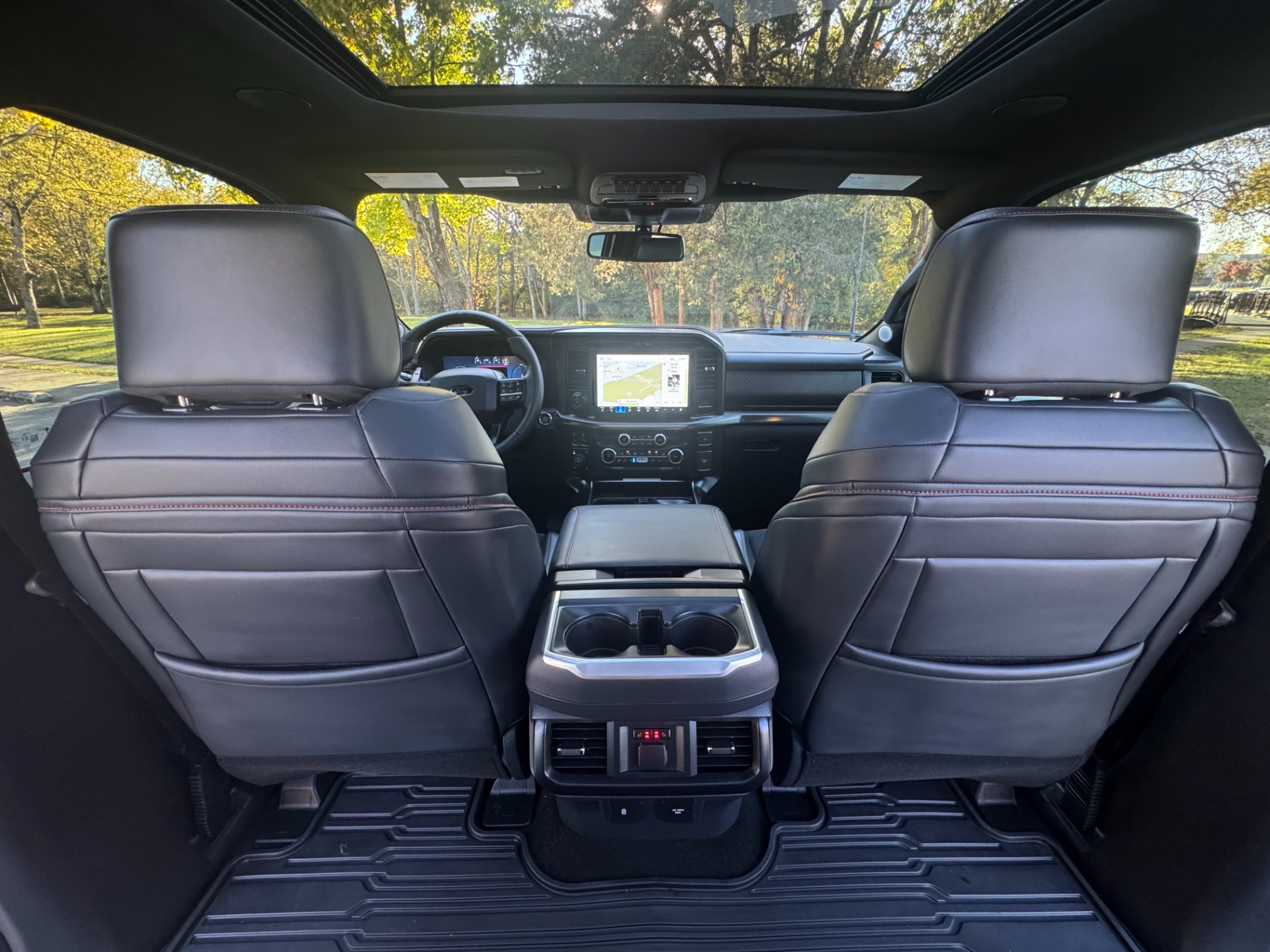 Parasole Parabrezza Su Misura Per Ford F-150 (2022-2025) – Pieghevole Riflettente – Protezione UV E Ghiaccio