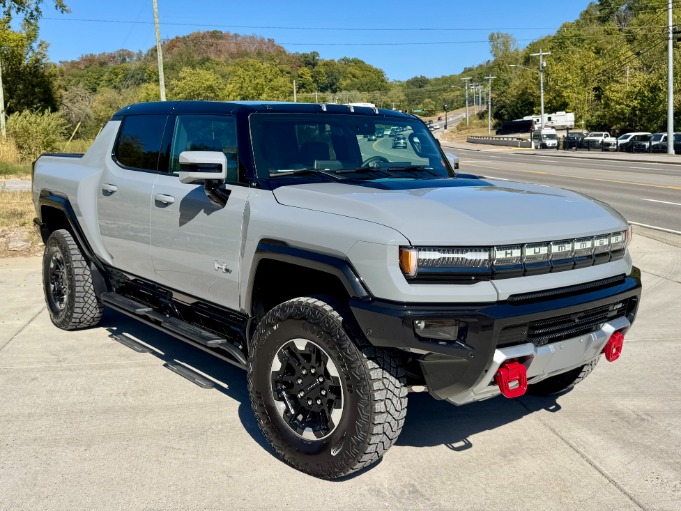 2025 GMC HUMMER EV