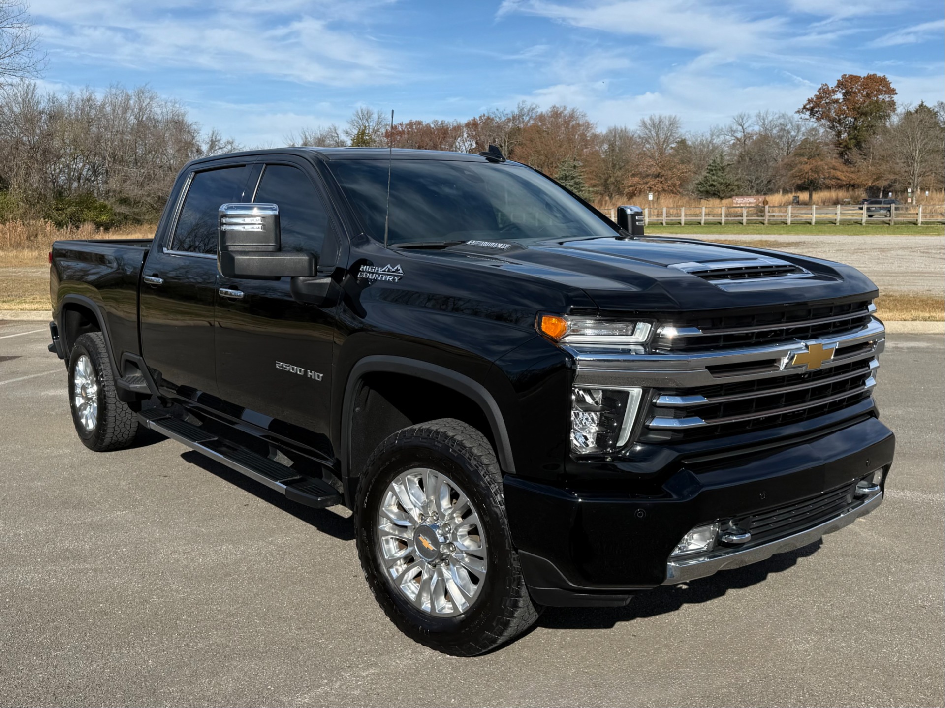 Used 2023 Chevrolet Silverado 2500HD High Country Deluxe w/ Z71