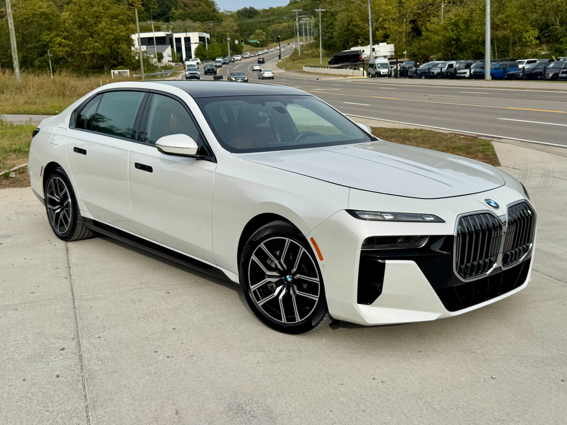 2025 BMW 760i Driving Assist Pro Package
