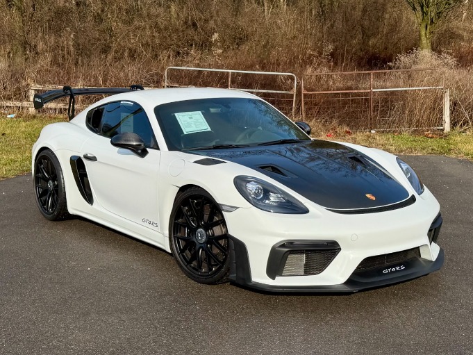 2023 Porsche 718 GT4 RS