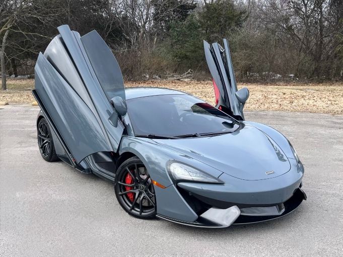 2016 McLaren 570S Base