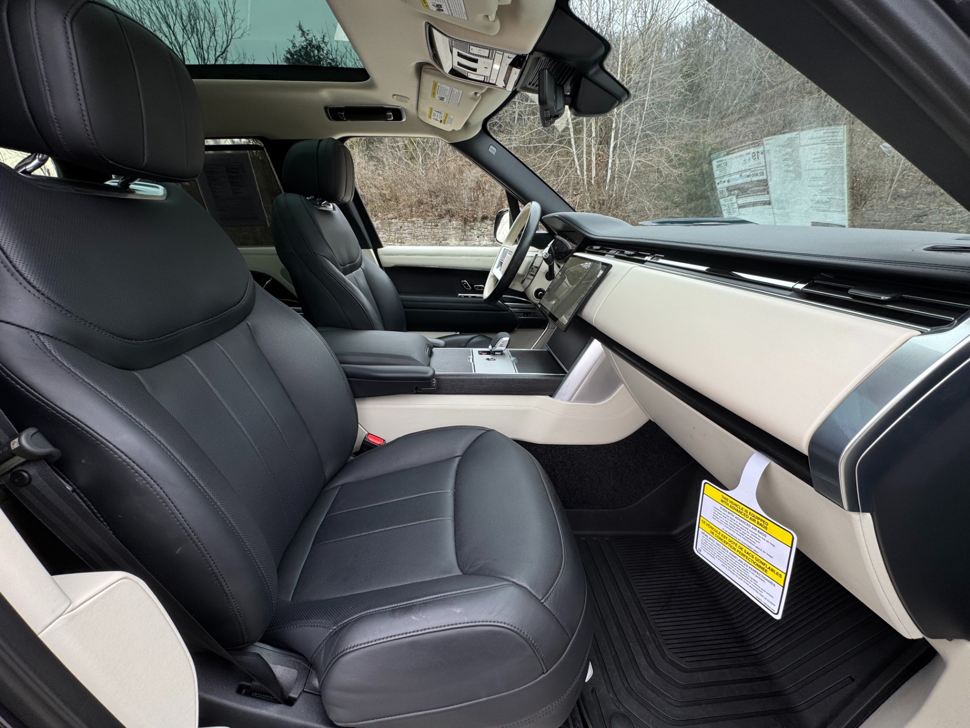 2024 Land Rover Range Rover SE - Photo 17