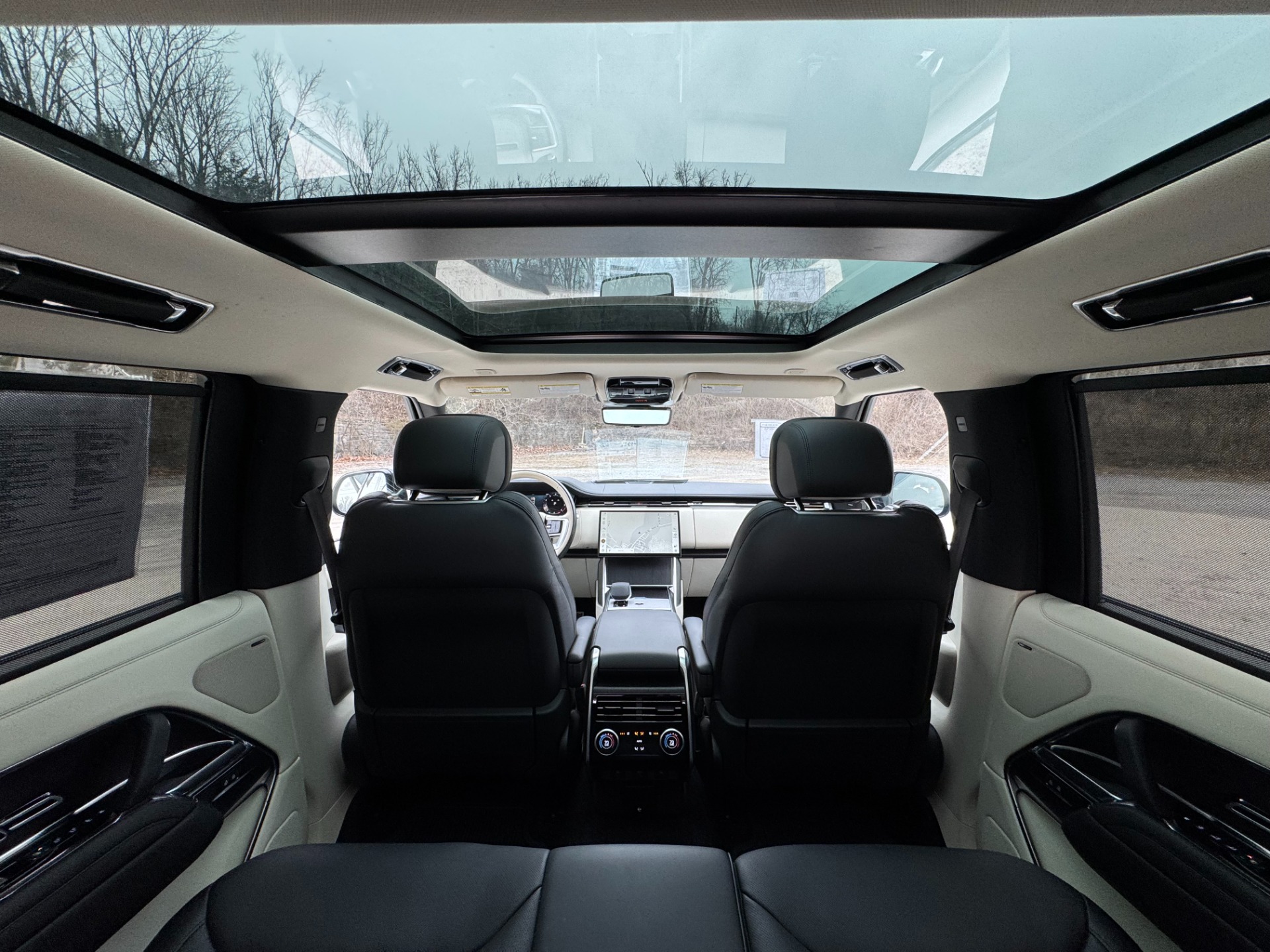 2024 Land Rover Range Rover SE - Photo 41