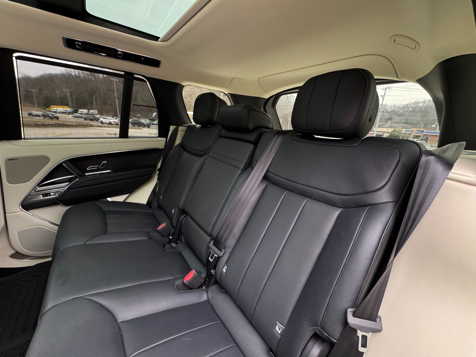 2024 Land Rover Range Rover SE - Photo 44