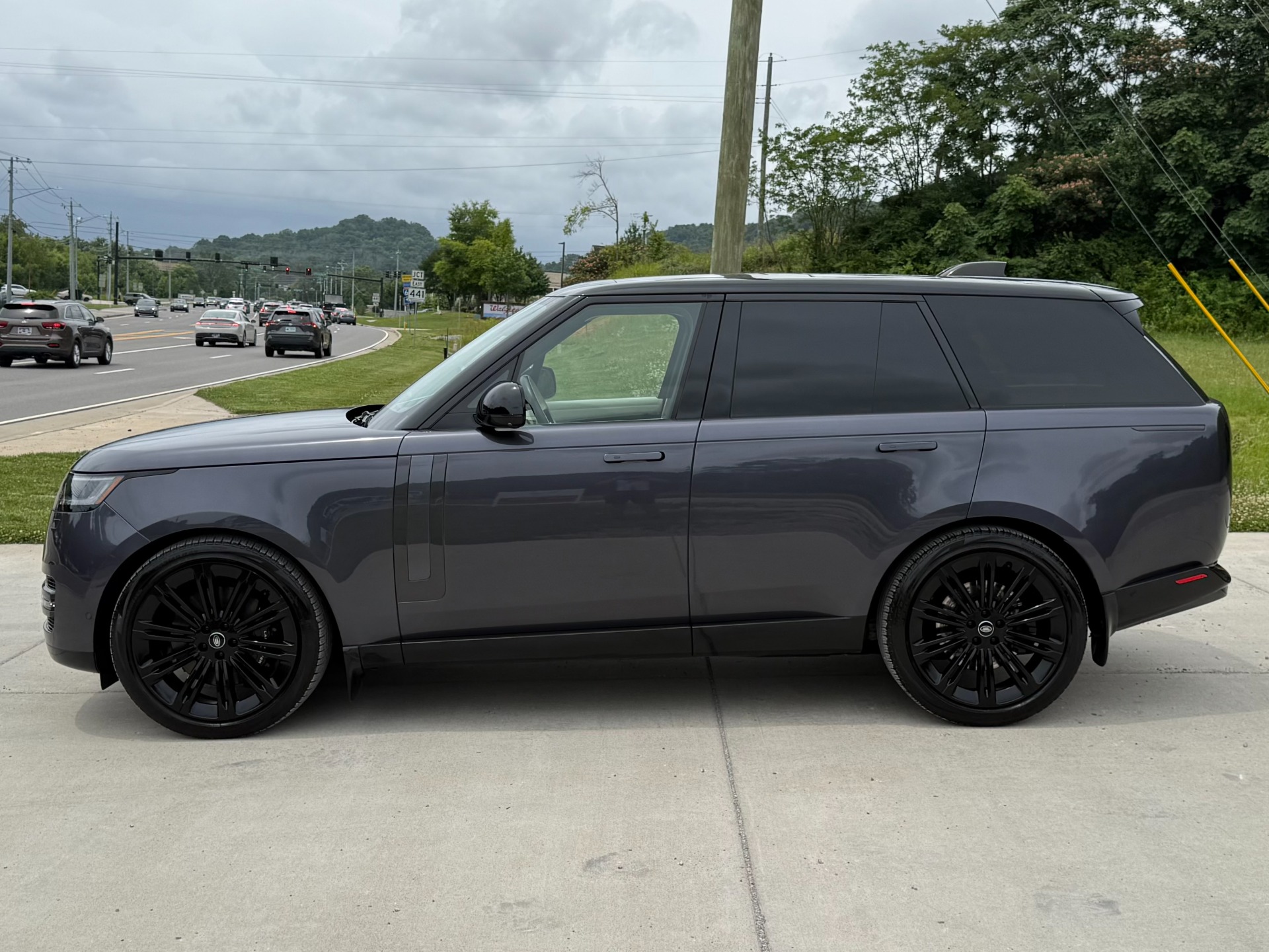 2024 Land Rover Range Rover SE - Photo 8