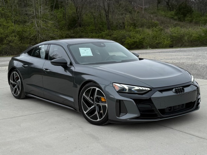 2024 Audi RS e-tron GT Base