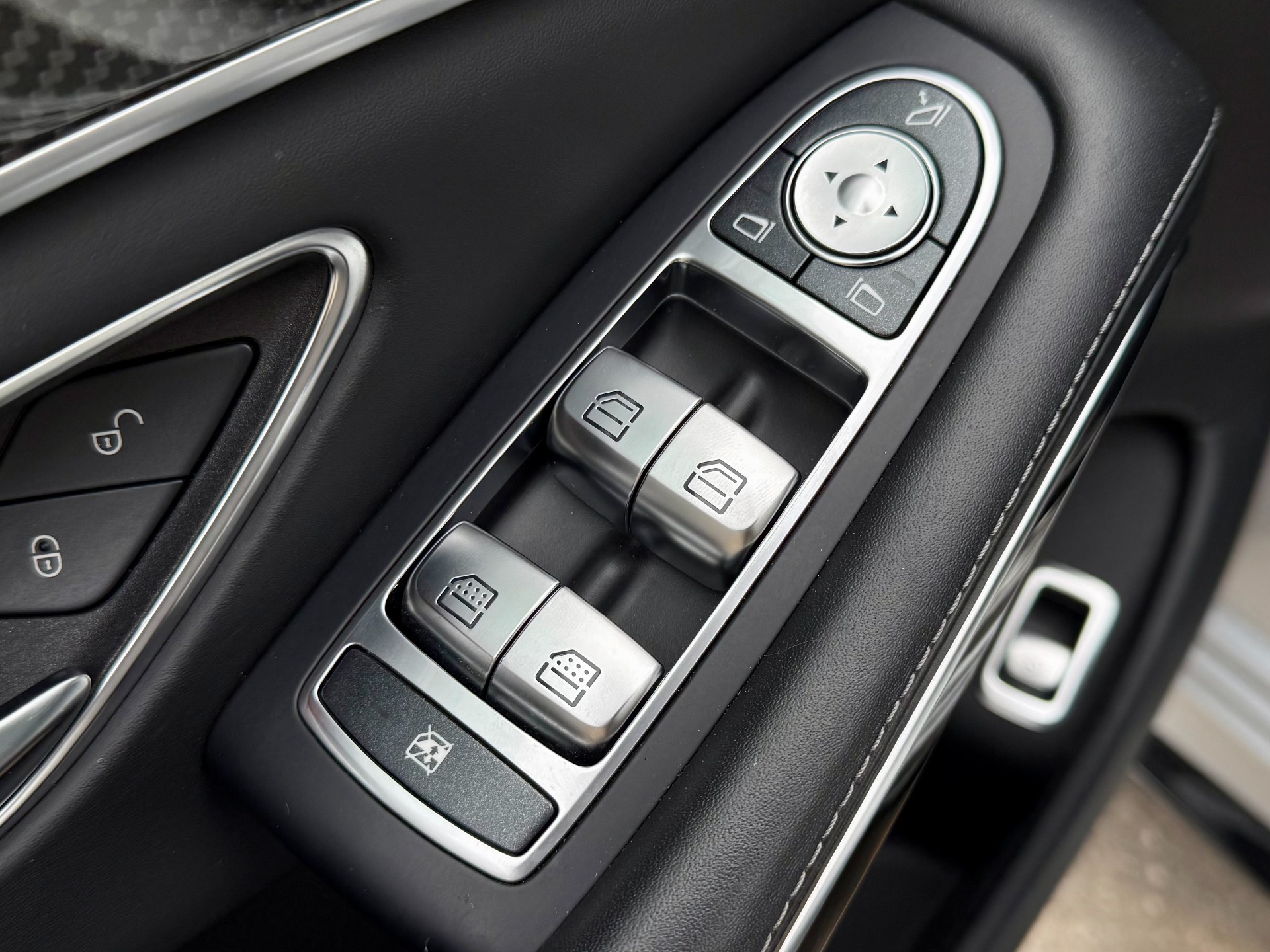2020 Mercedes-Benz S-Class AMG S63 - Photo 58