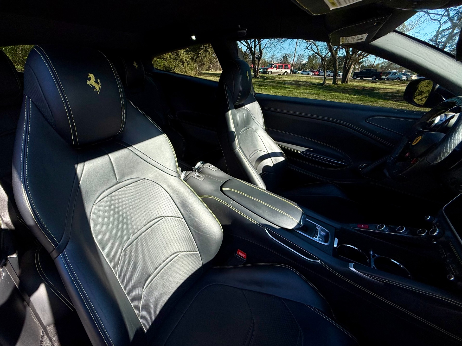 2018 Ferrari GTC4 Base - Photo 23