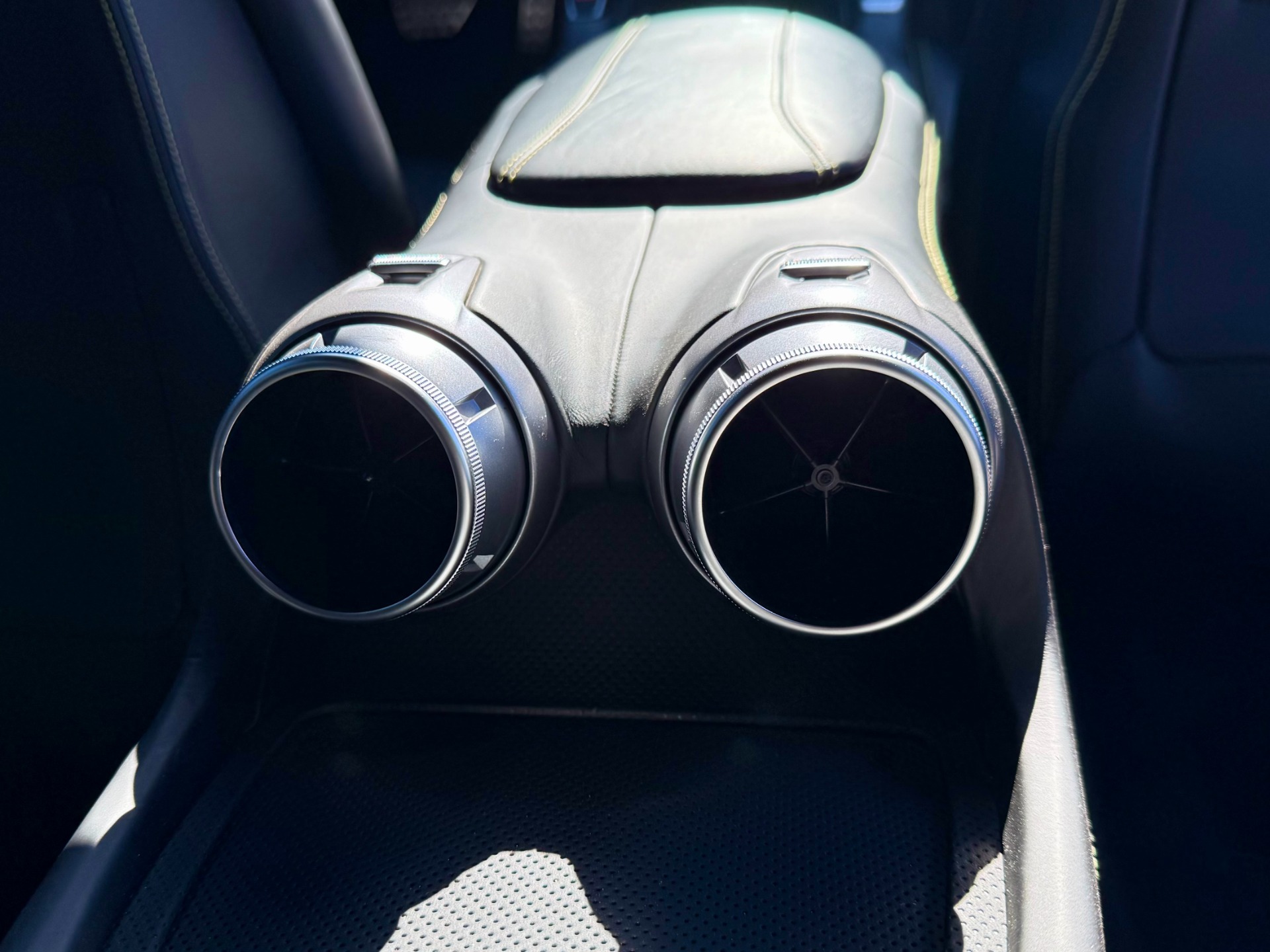 2018 Ferrari GTC4 Base - Photo 27