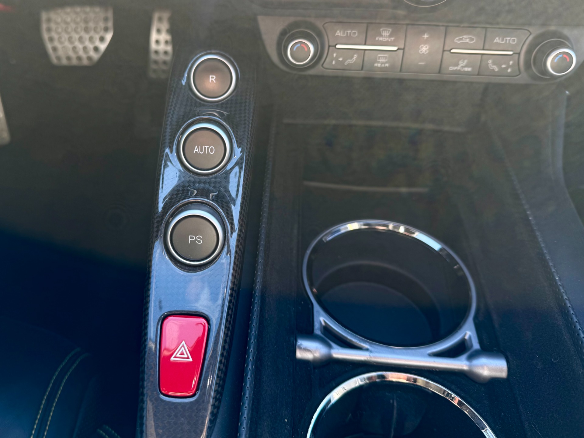 2018 Ferrari GTC4 Base - Photo 30