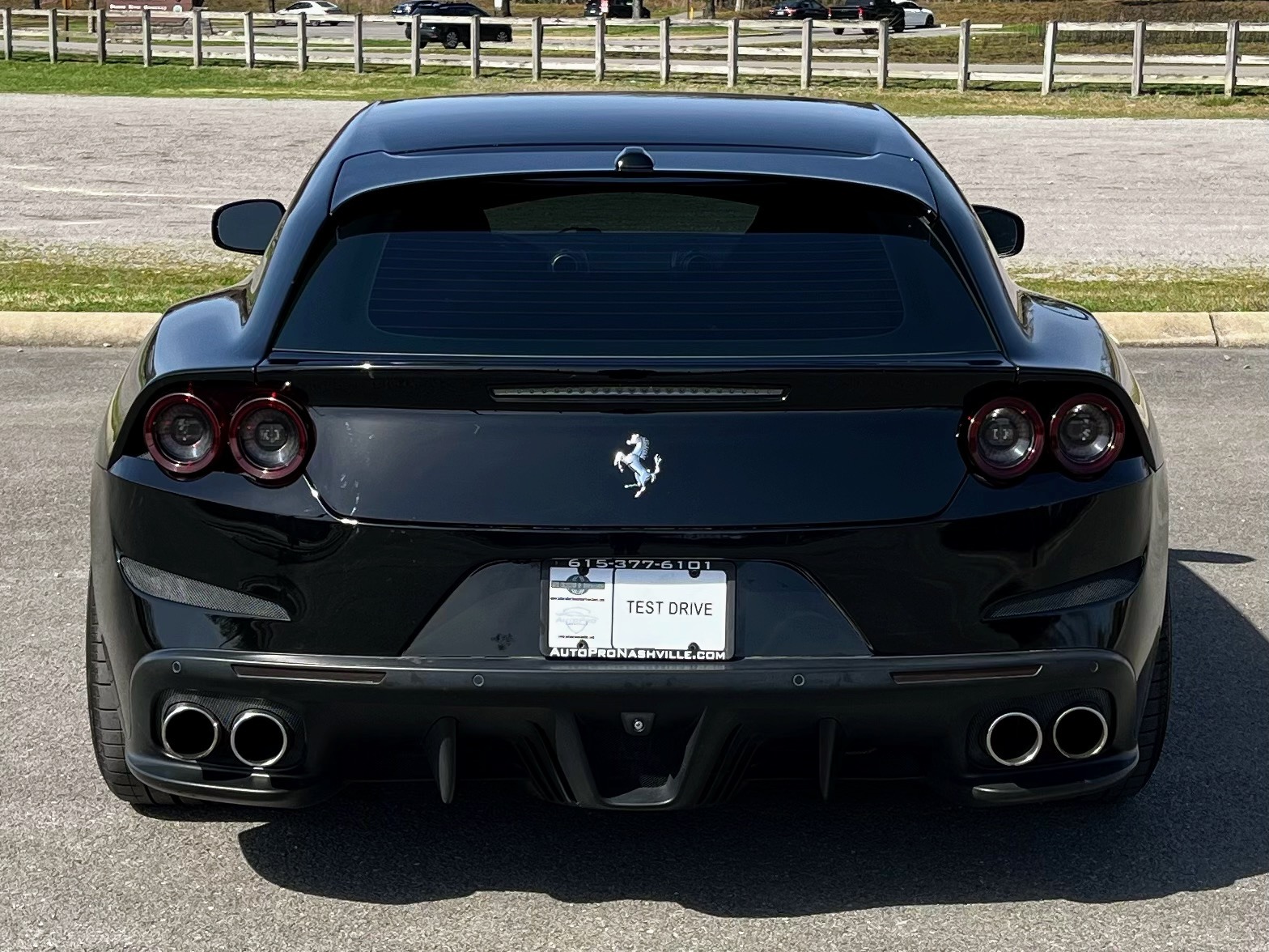 2018 Ferrari GTC4 Base - Photo 6