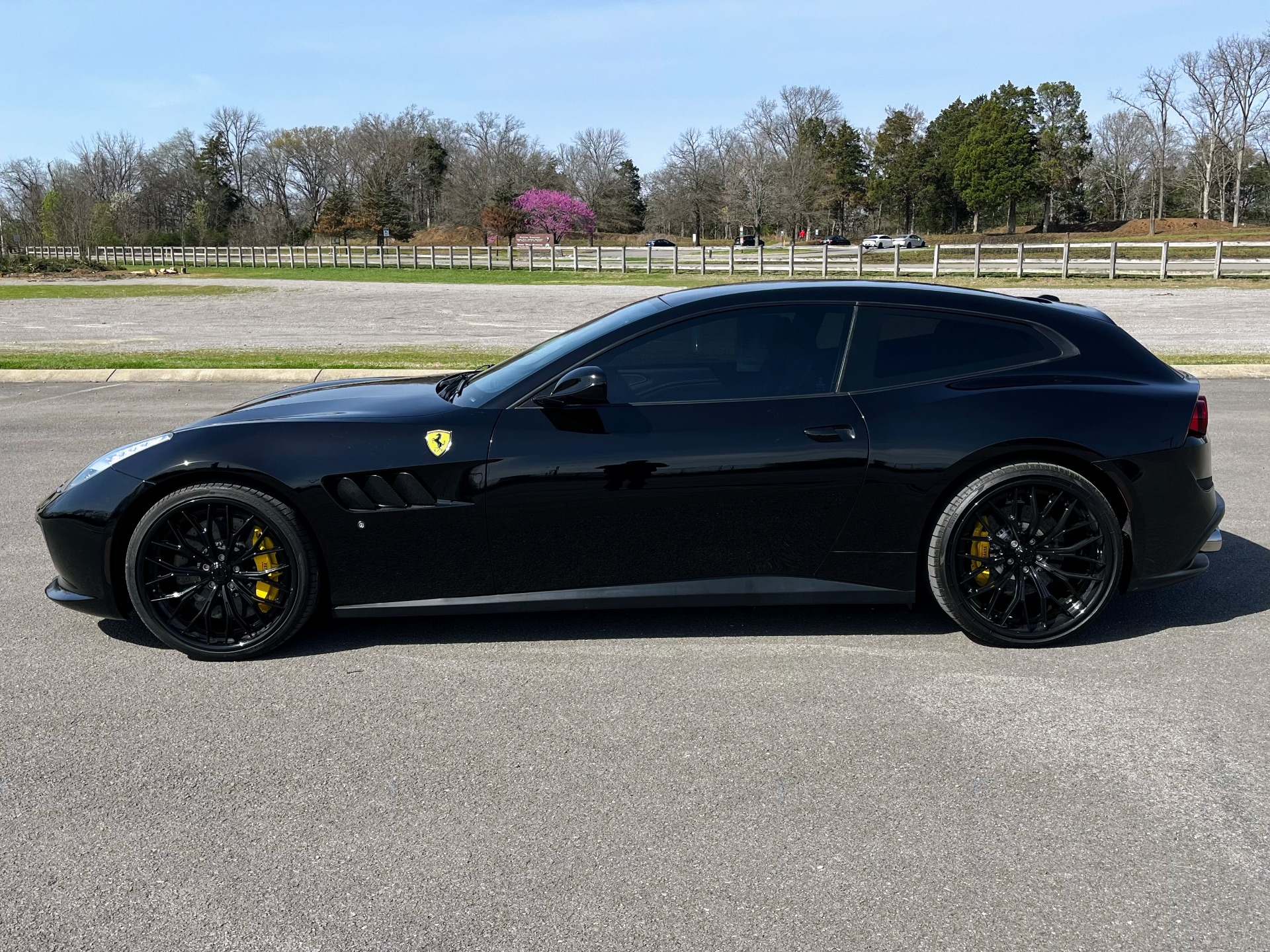 2018 Ferrari GTC4 Base - Photo 7