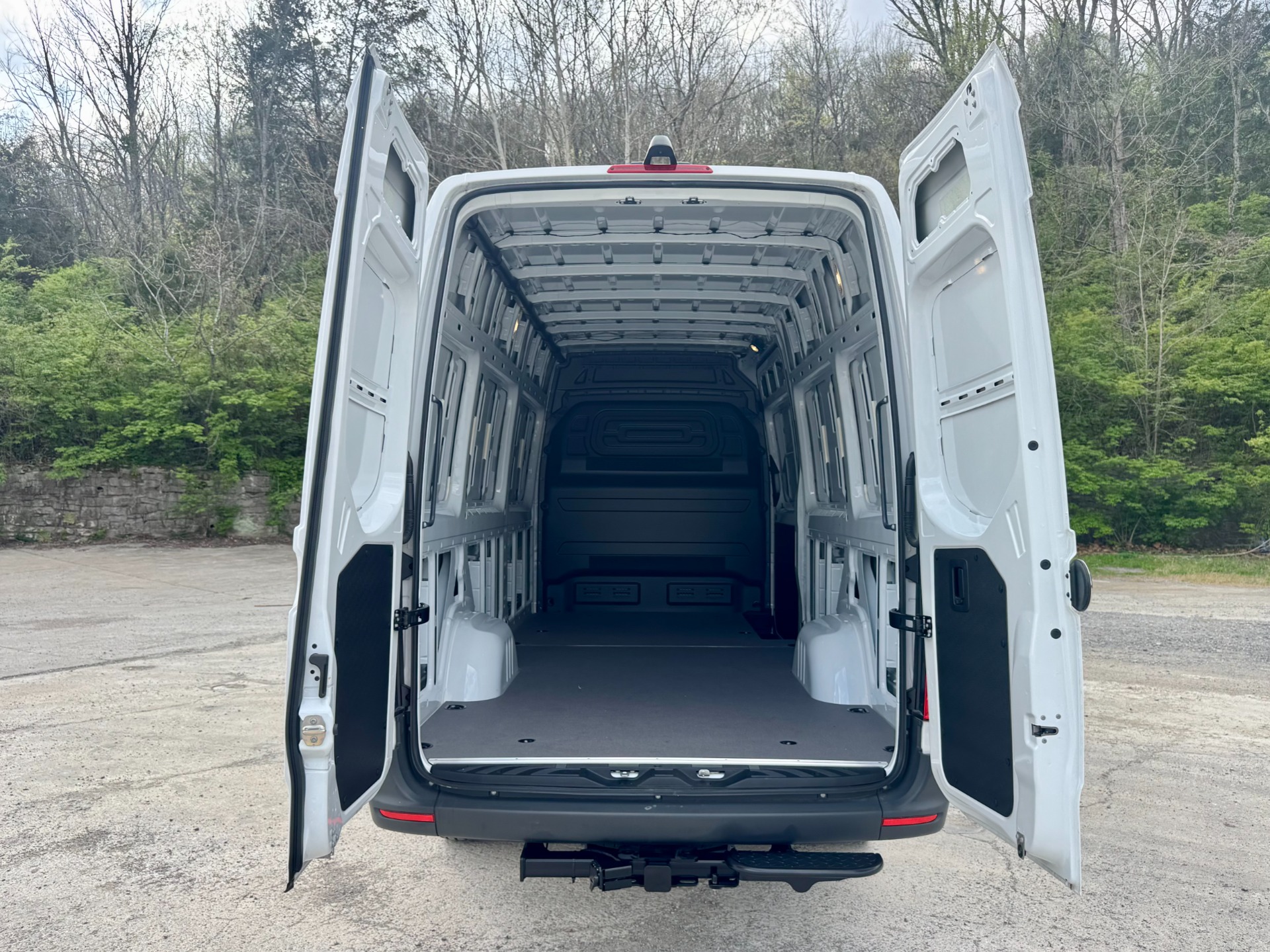 2025 Mercedes-Benz Sprinter Cargo Van Base - Photo 10