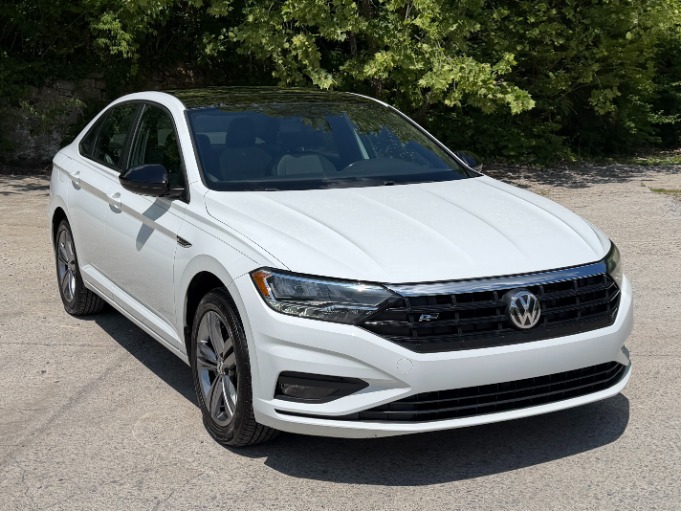 2019 Volkswagen Jetta R-Line