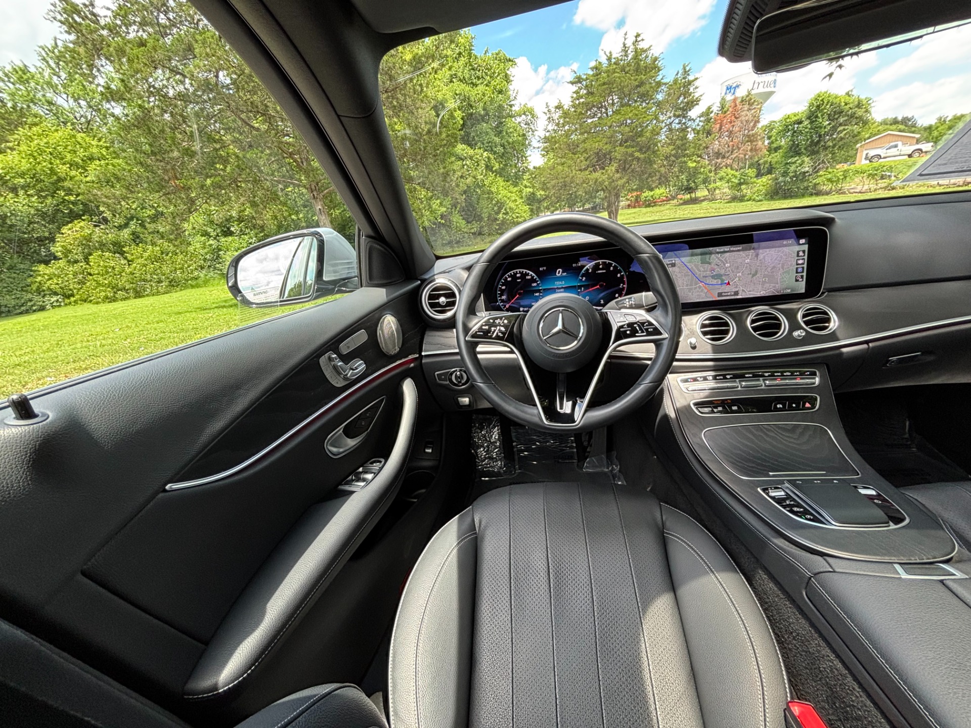 2022 Mercedes-Benz E-Class E350 - Photo 29