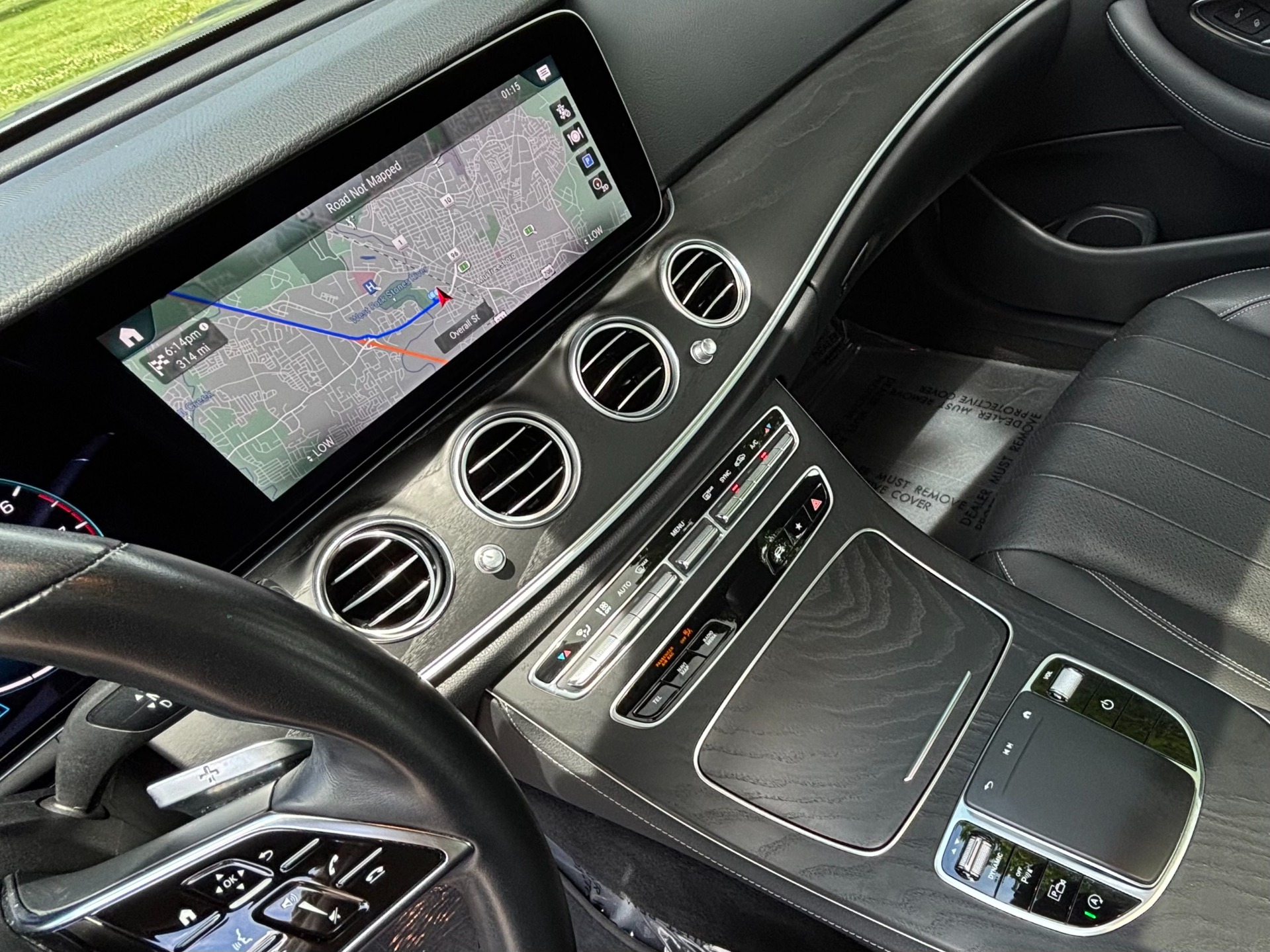 2022 Mercedes-Benz E-Class E350 - Photo 30