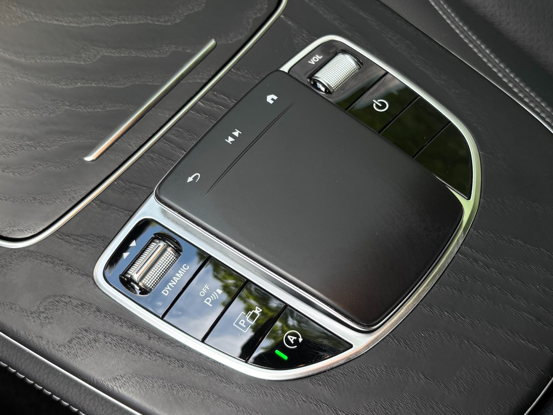 2022 Mercedes-Benz E-Class E350 - Photo 31