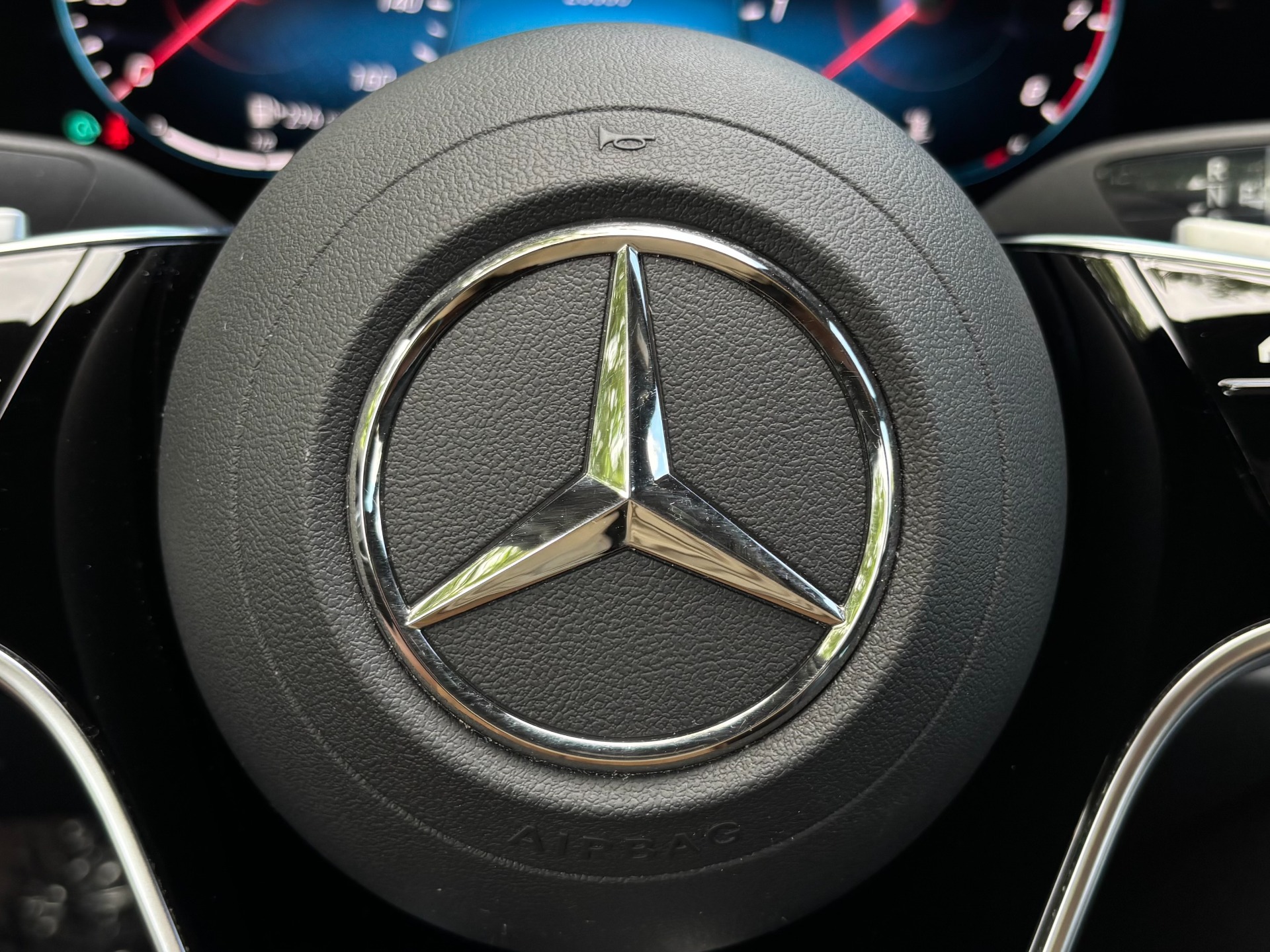 2022 Mercedes-Benz E-Class E350 - Photo 36
