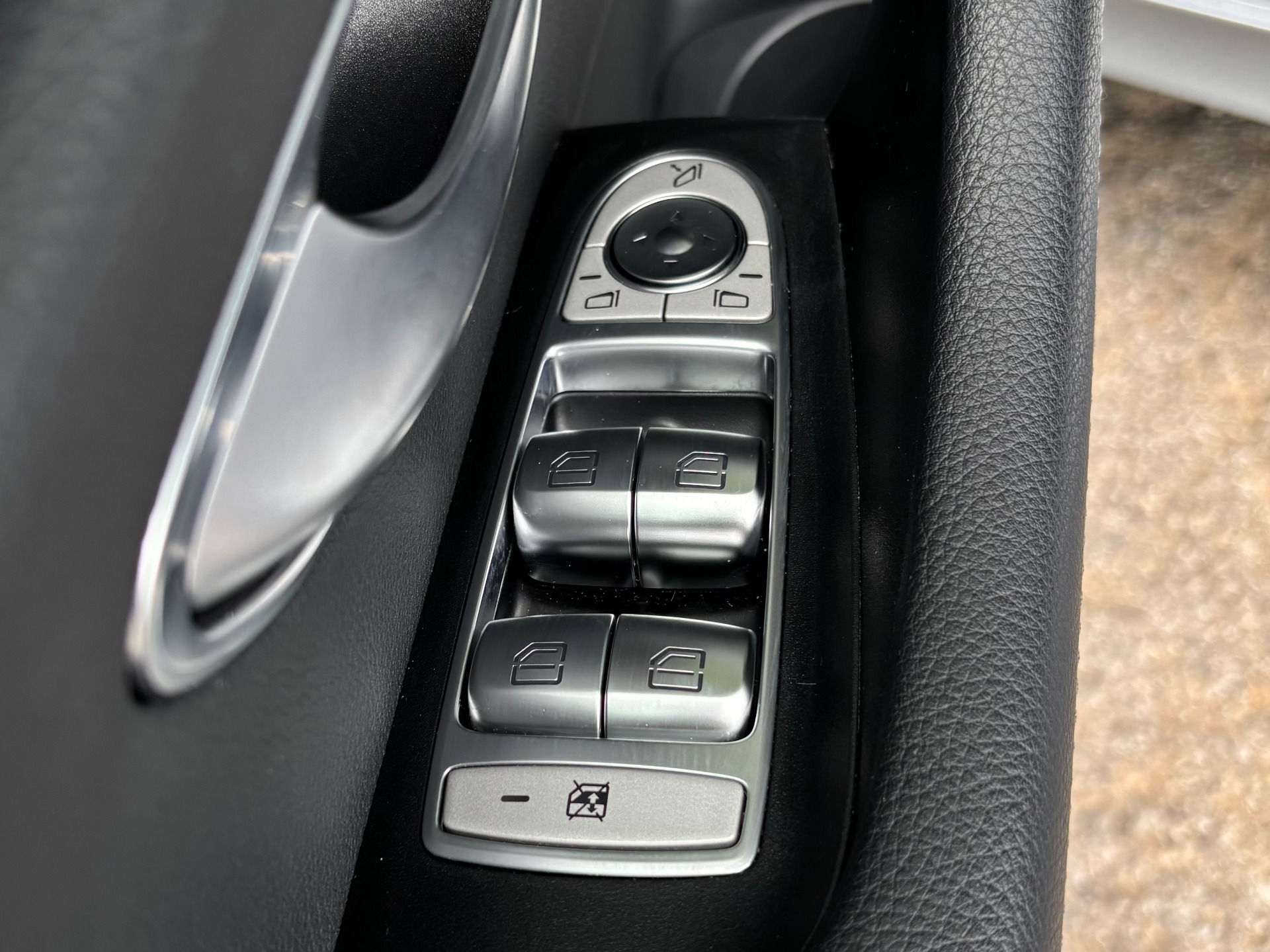 2022 Mercedes-Benz E-Class E350 - Photo 60