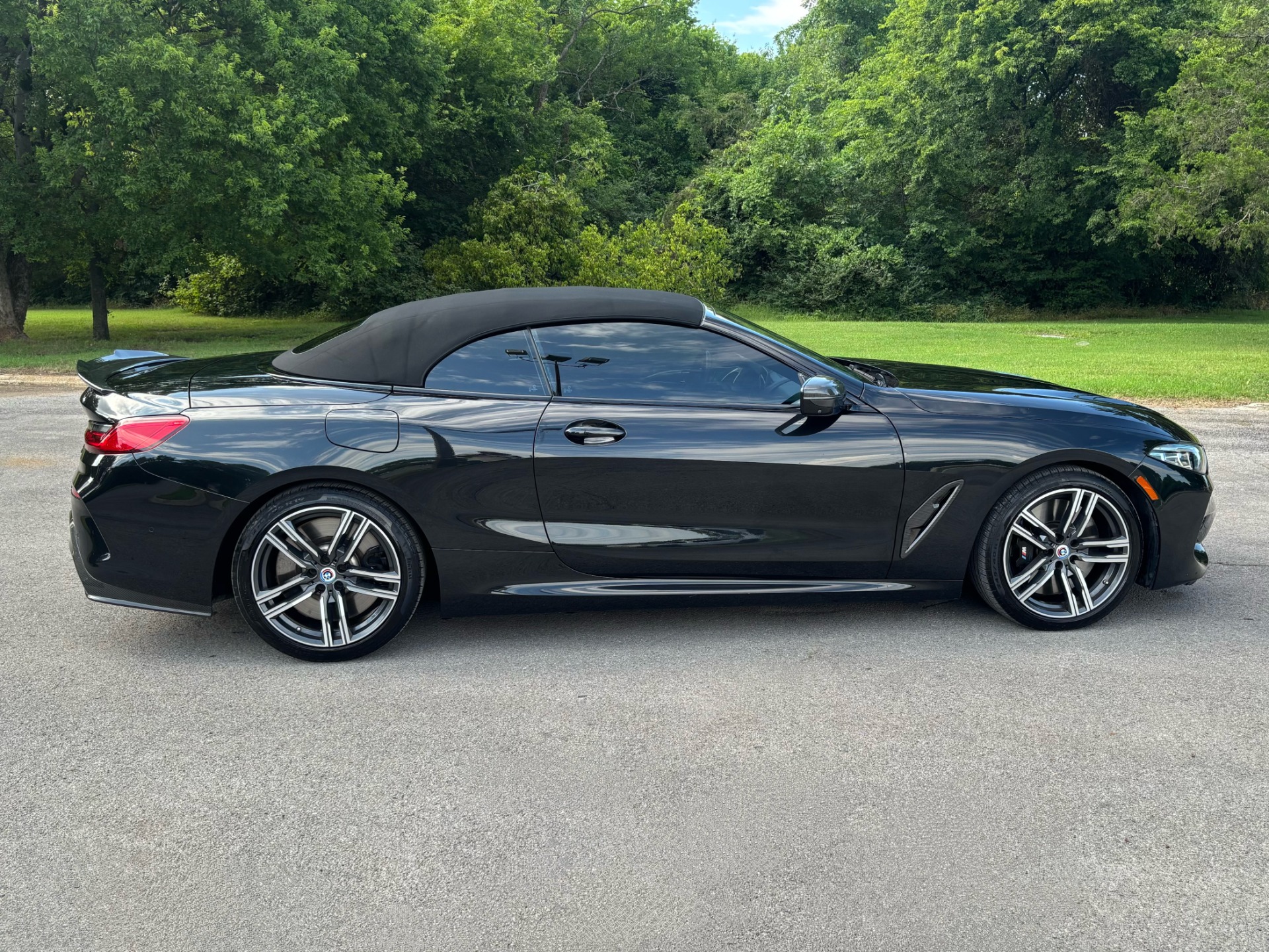 2021 BMW 8 Series M850i - Photo 15