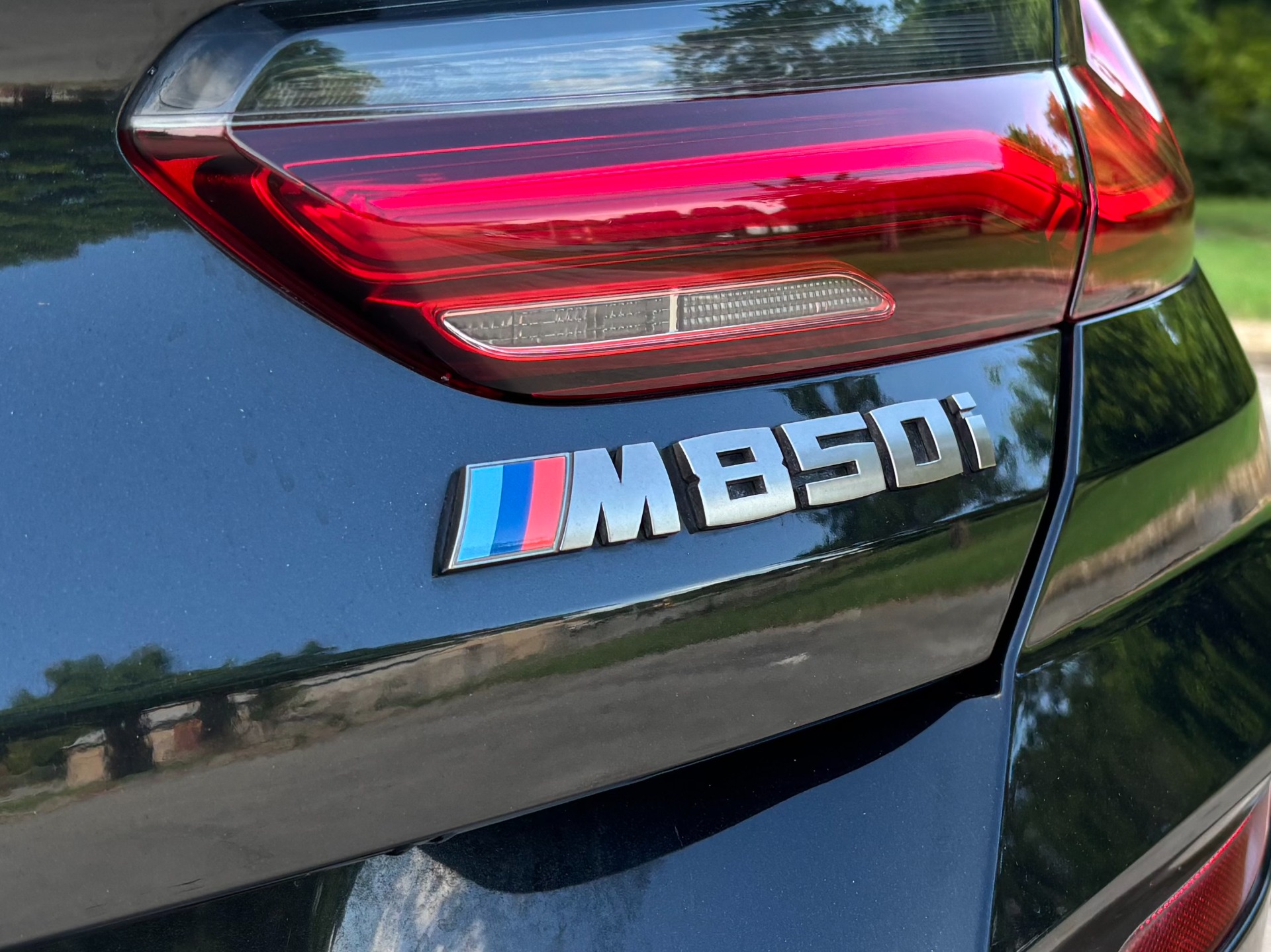 2021 BMW 8 Series M850i - Photo 19