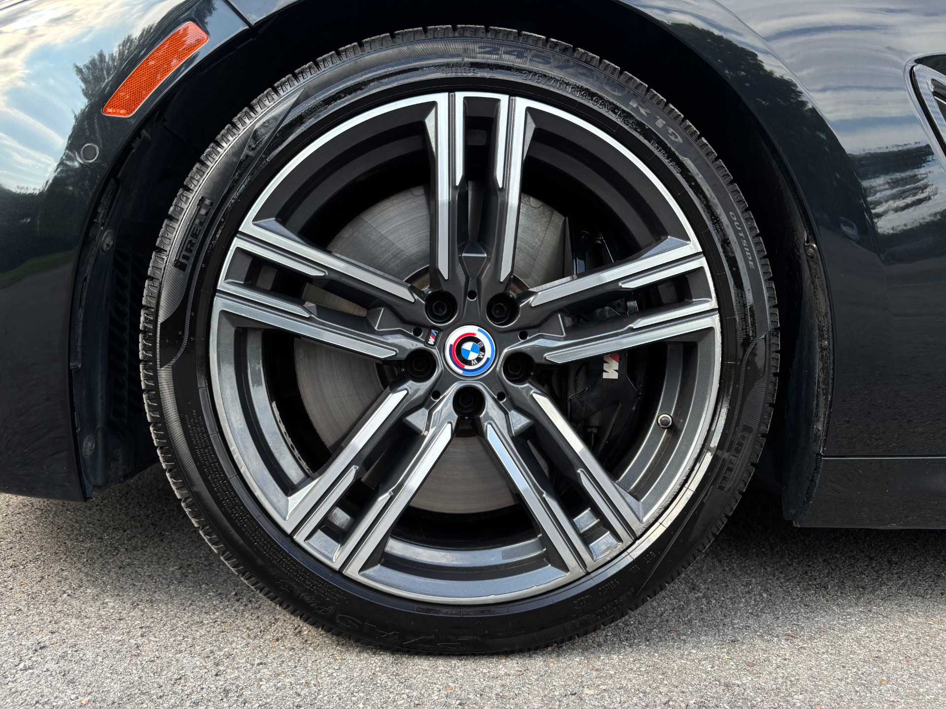 2021 BMW 8 Series M850i - Photo 20