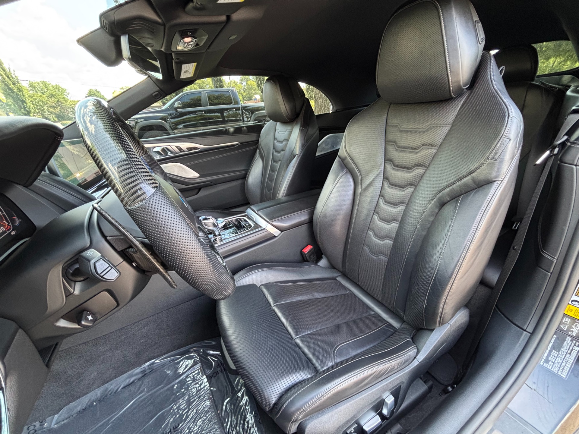 2021 BMW 8 Series M850i - Photo 29