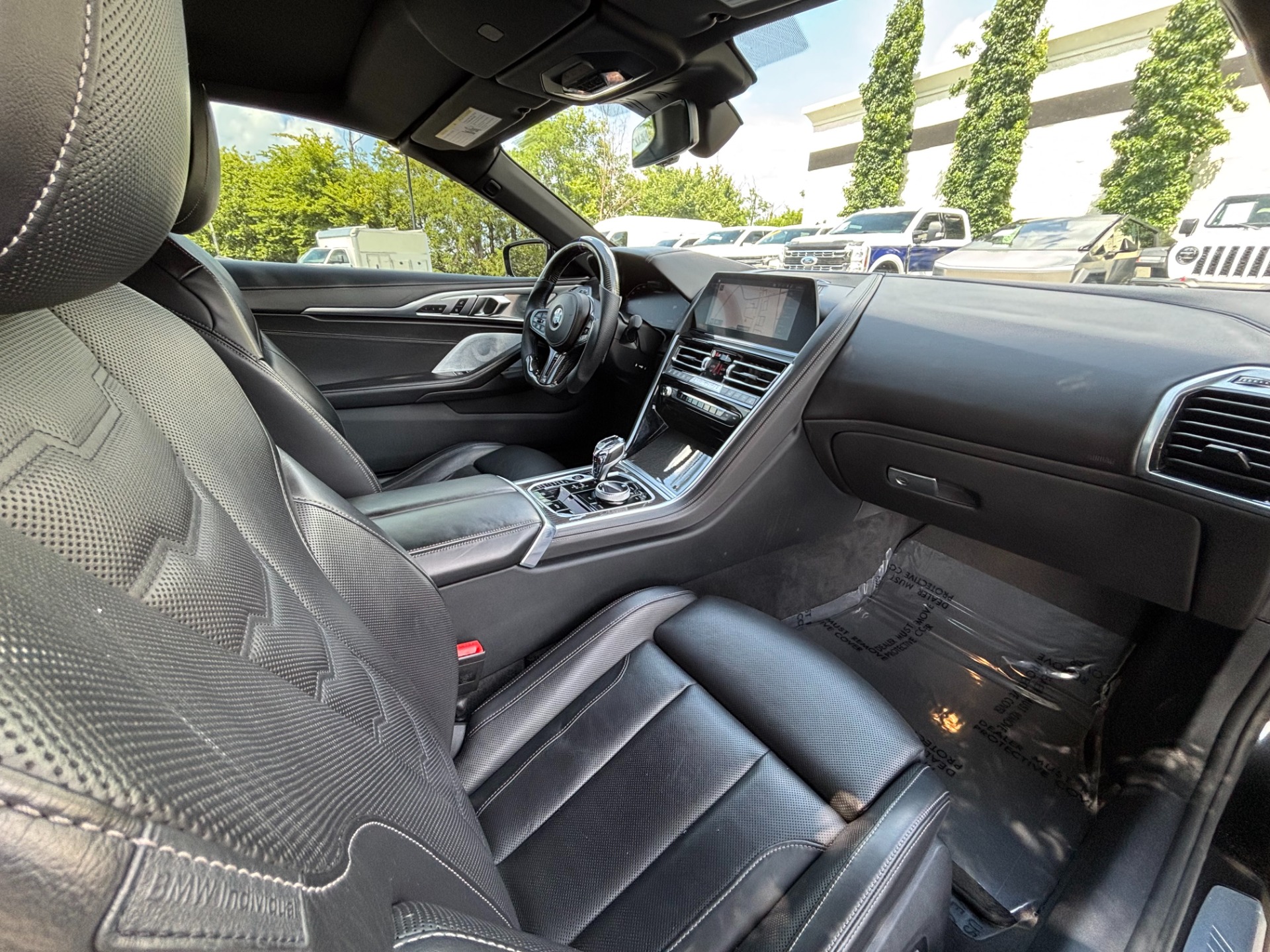 2021 BMW 8 Series M850i - Photo 33