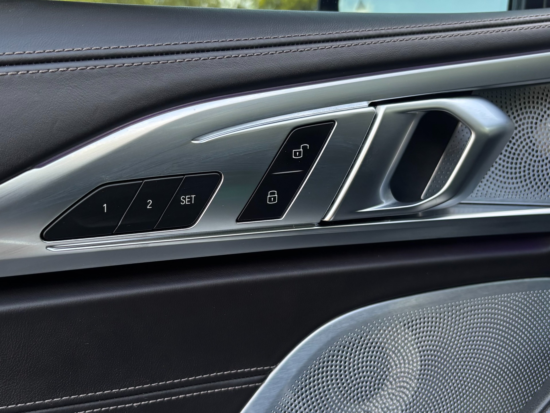 2021 BMW 8 Series M850i - Photo 55