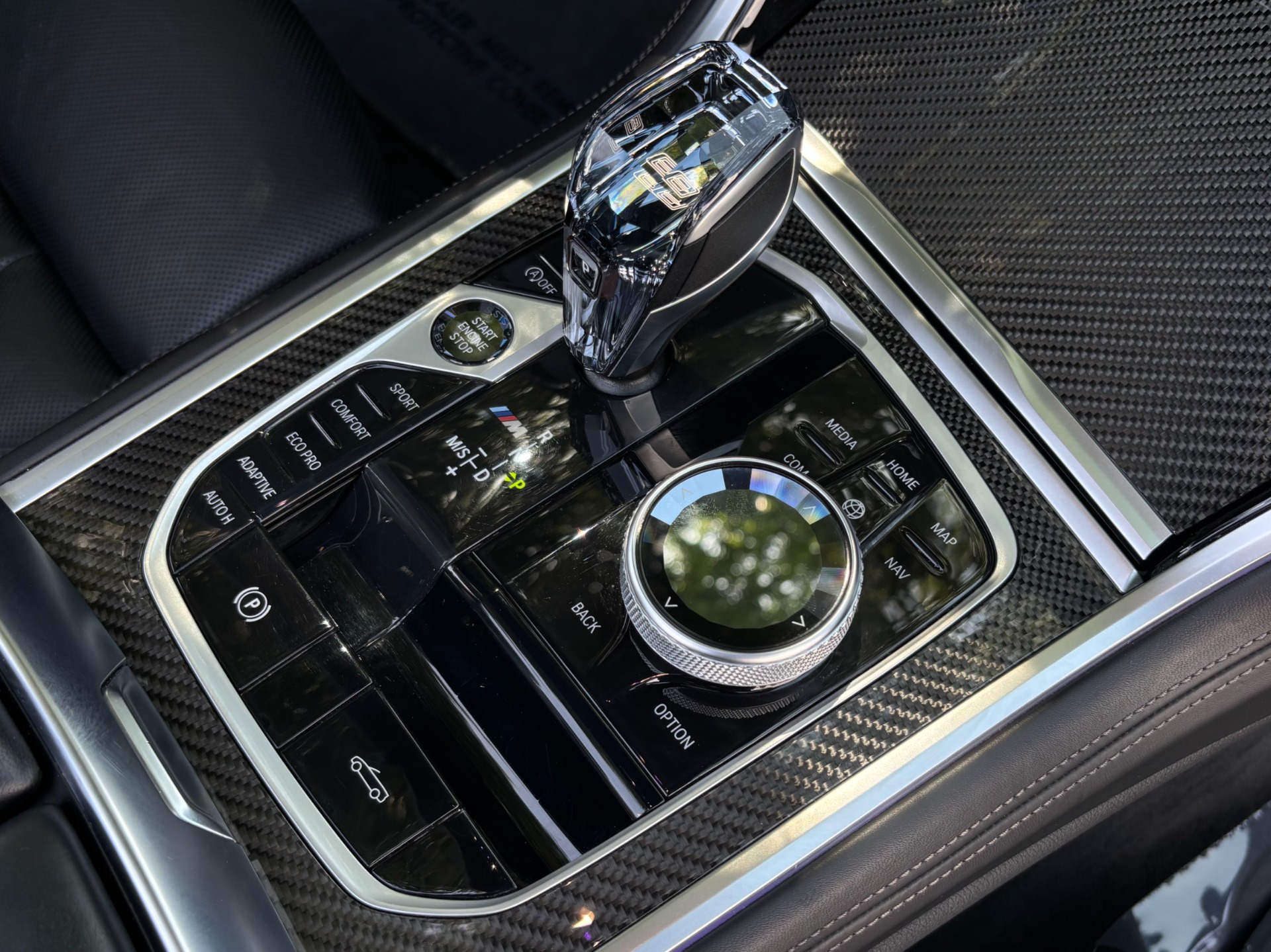 2021 BMW 8 Series M850i - Photo 65