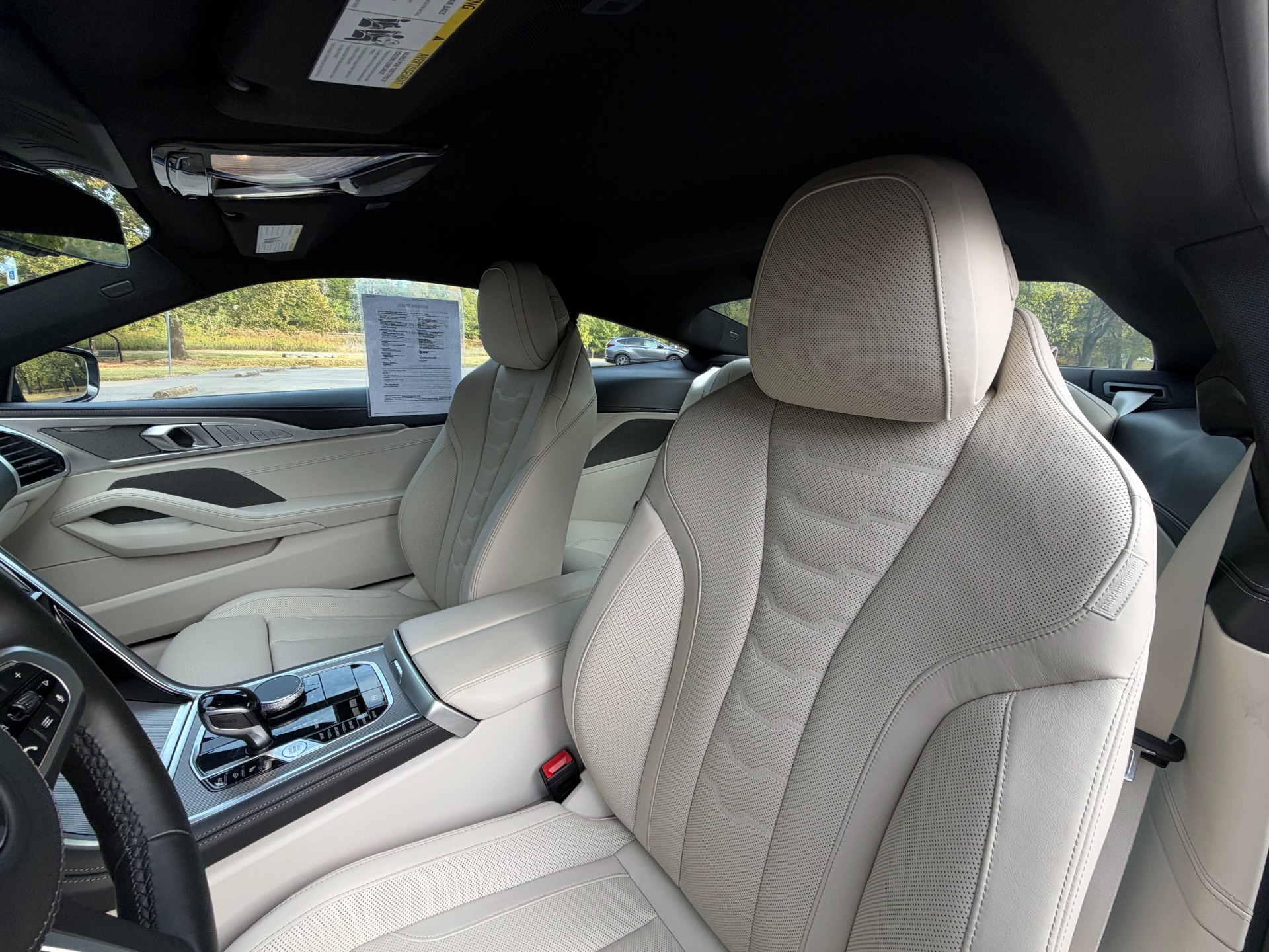 2026 BMW 8 Series 840i - Photo 10