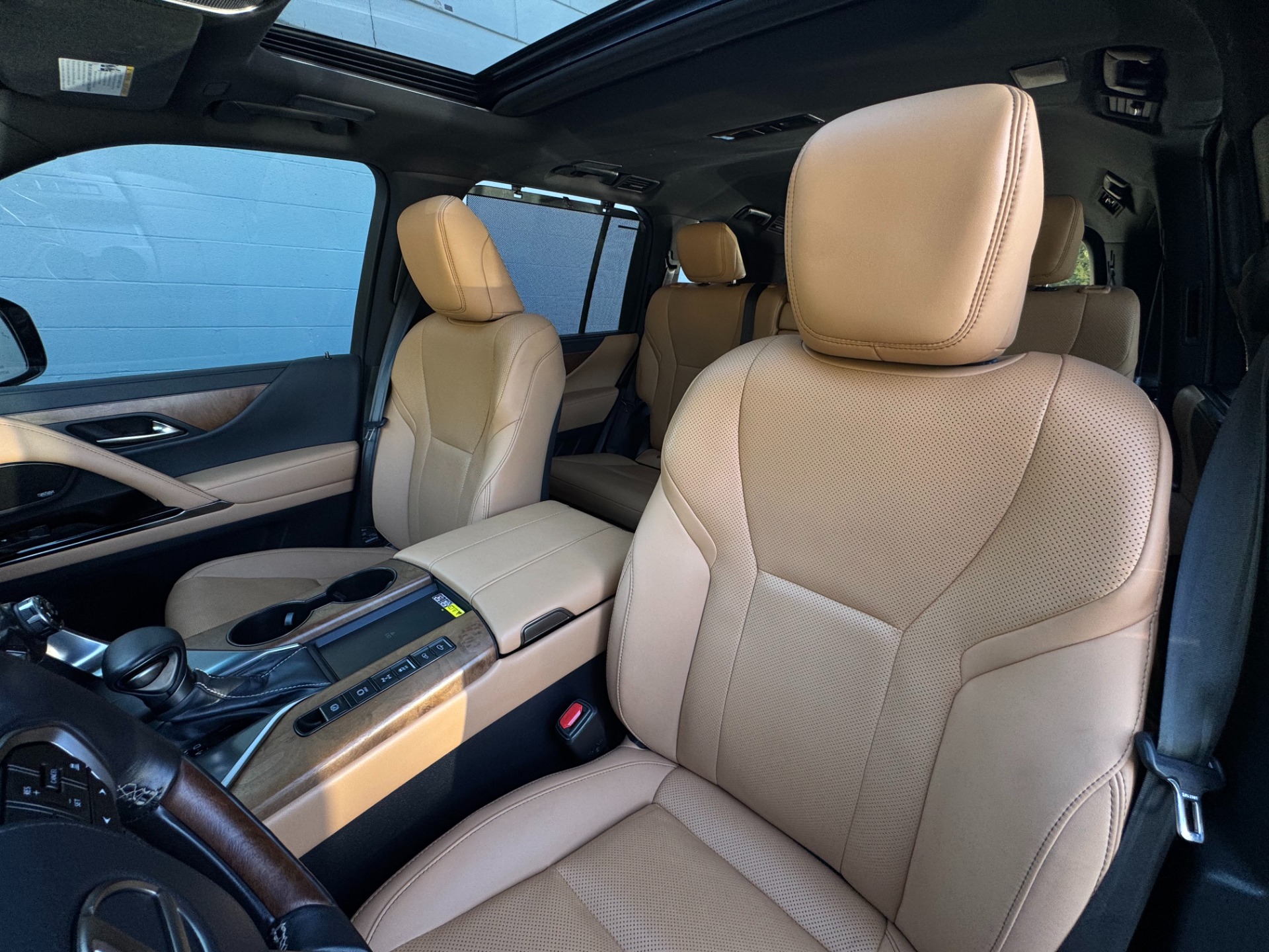 2024 Lexus LX Luxury - Photo 11