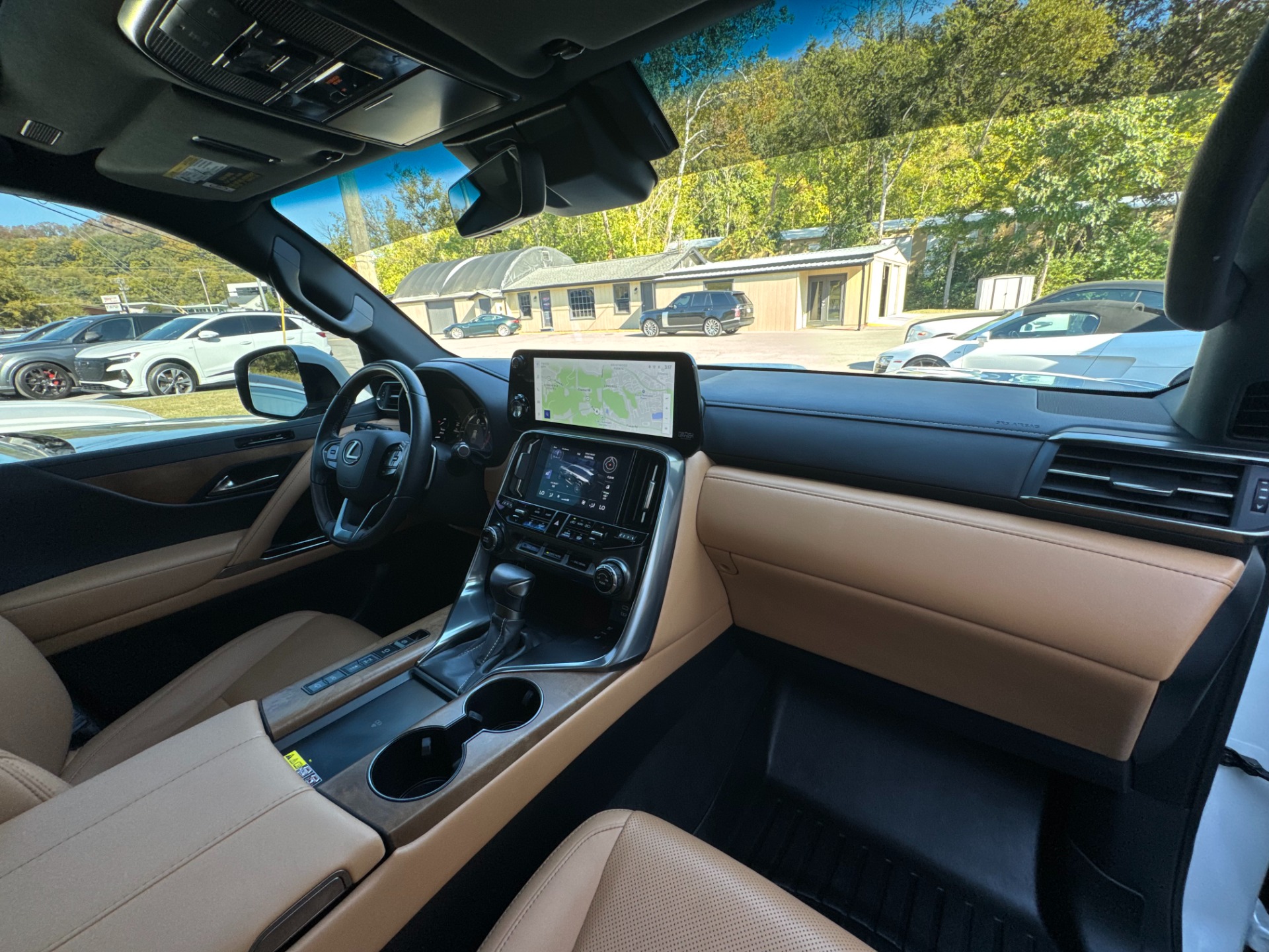 2024 Lexus LX Luxury - Photo 22