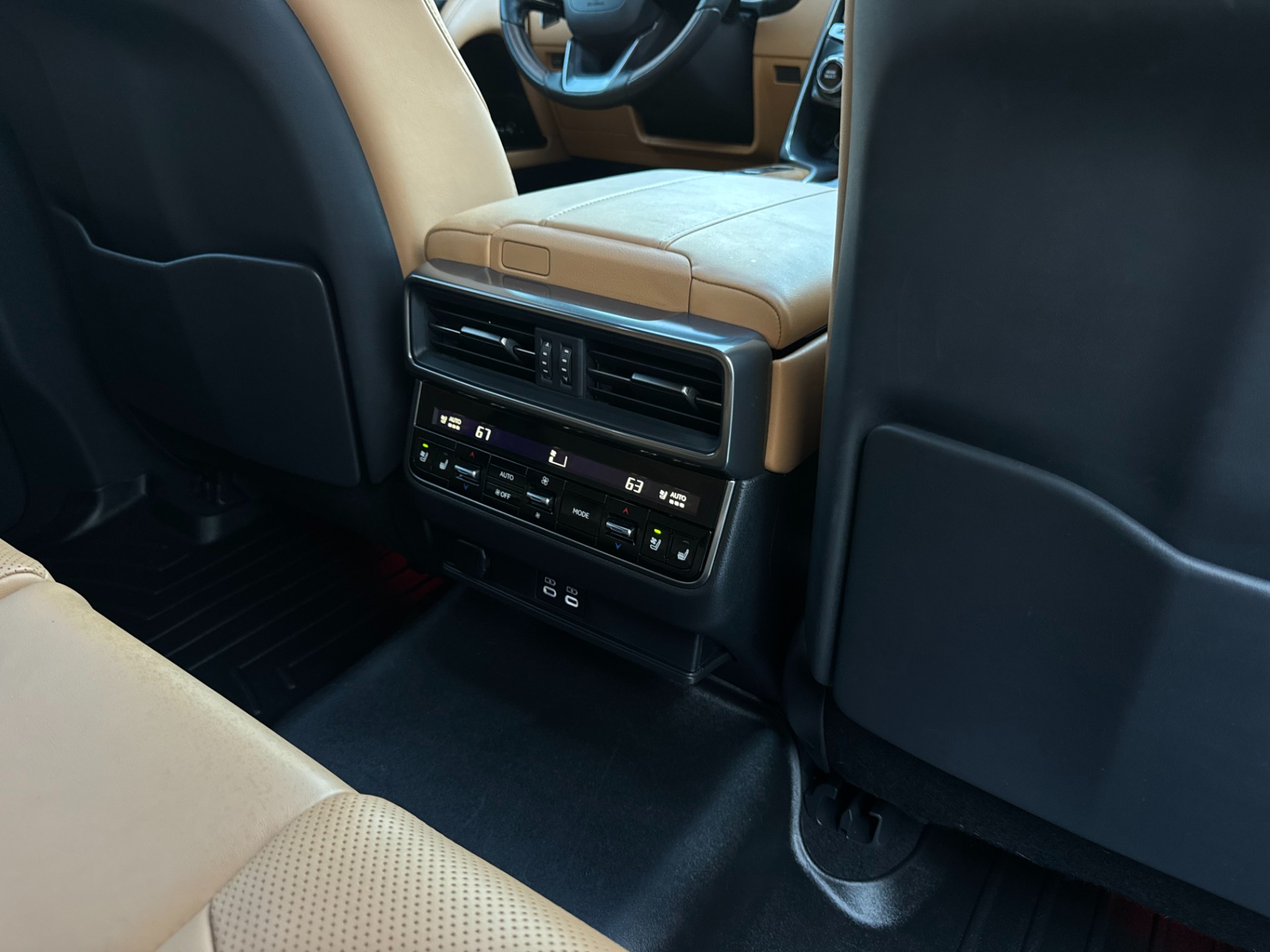 2024 Lexus LX Luxury - Photo 39