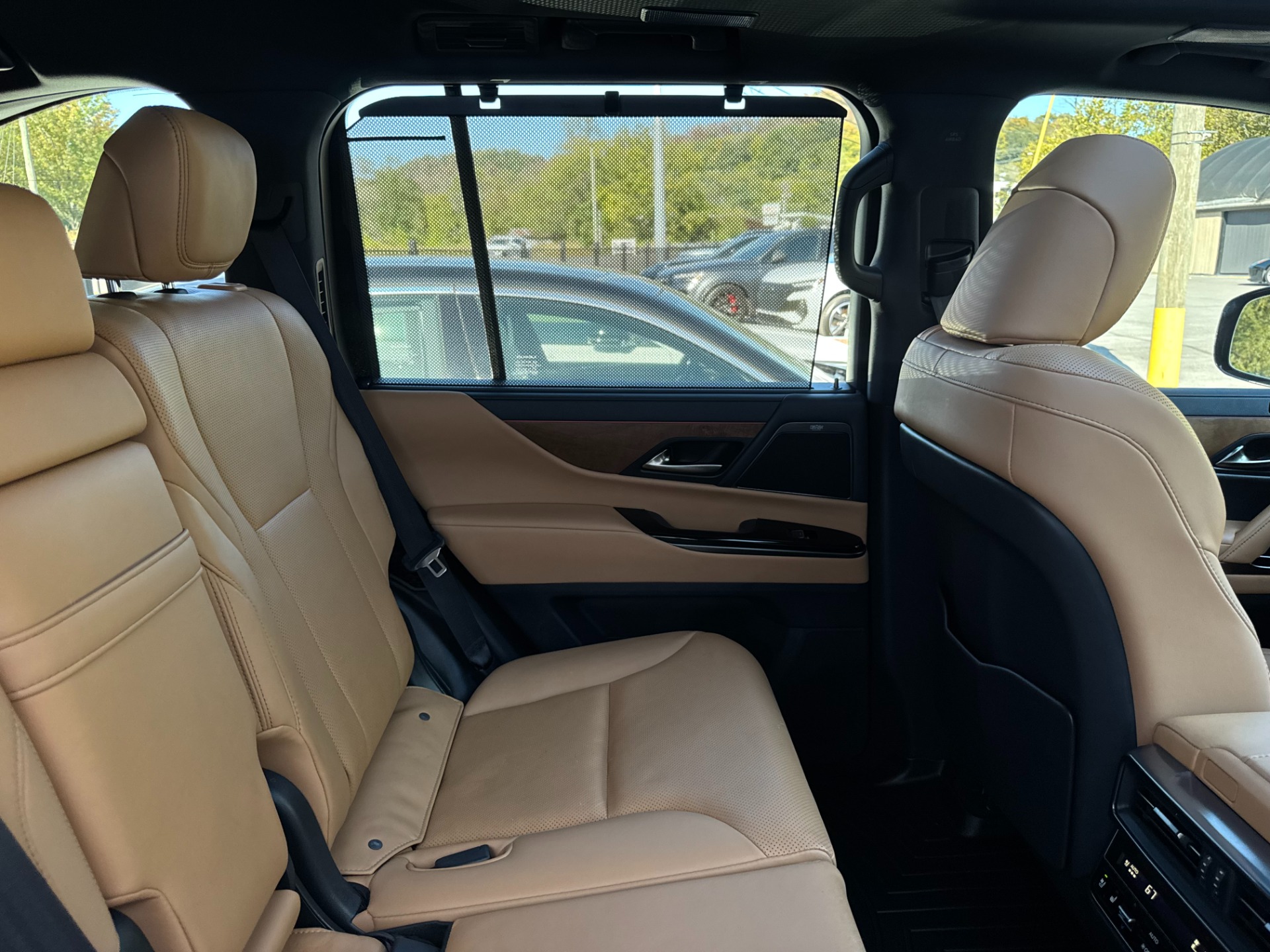 2024 Lexus LX Luxury - Photo 40