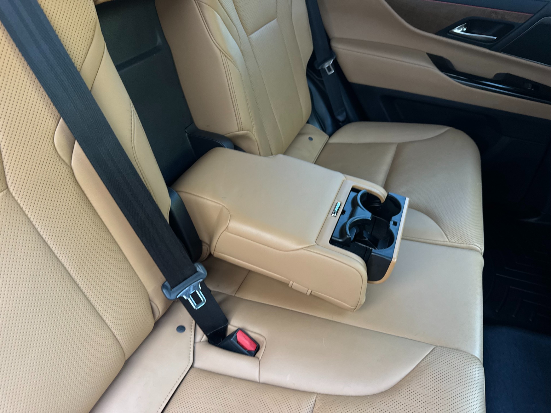 2024 Lexus LX Luxury - Photo 43