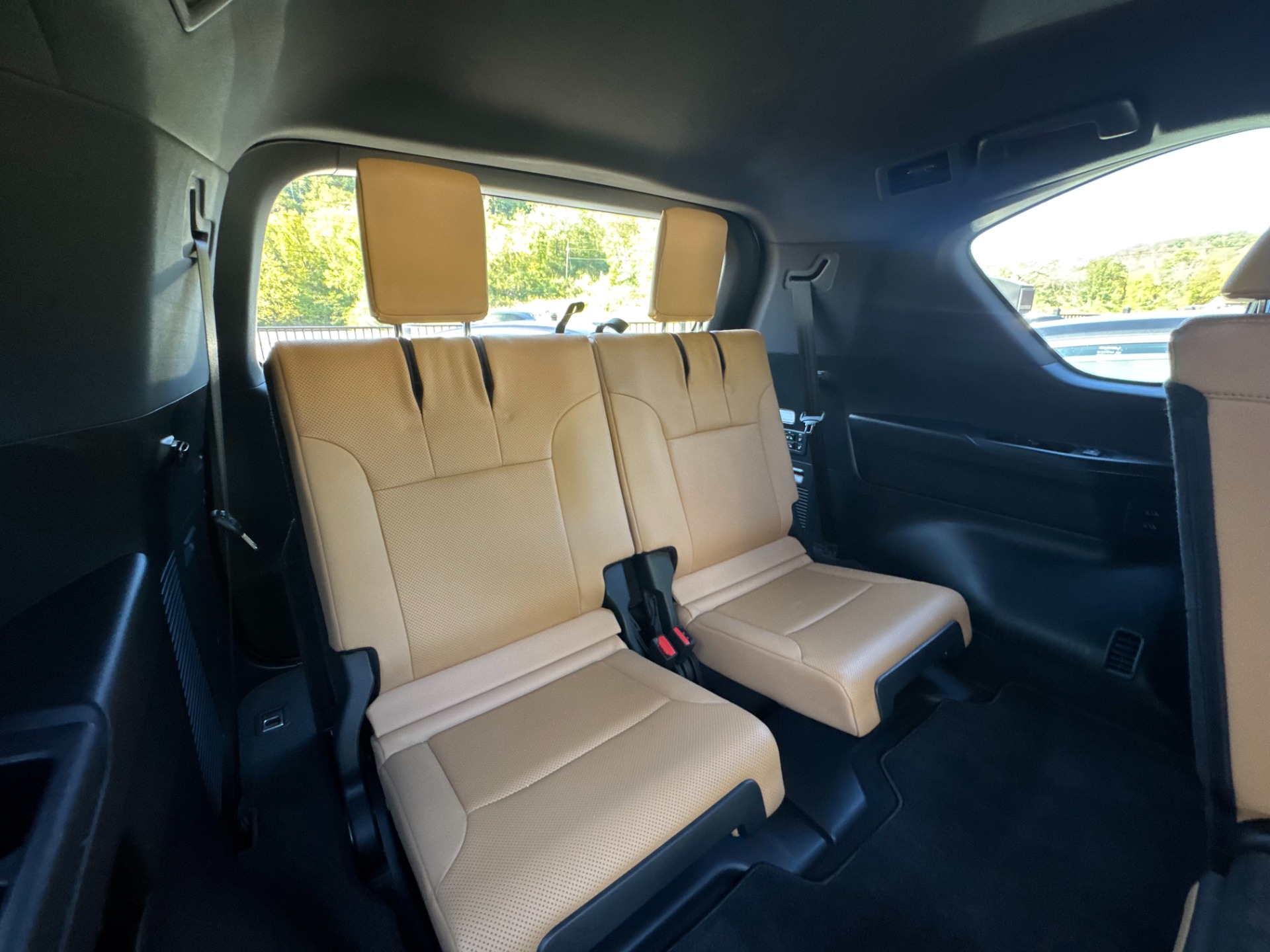 2024 Lexus LX Luxury - Photo 44