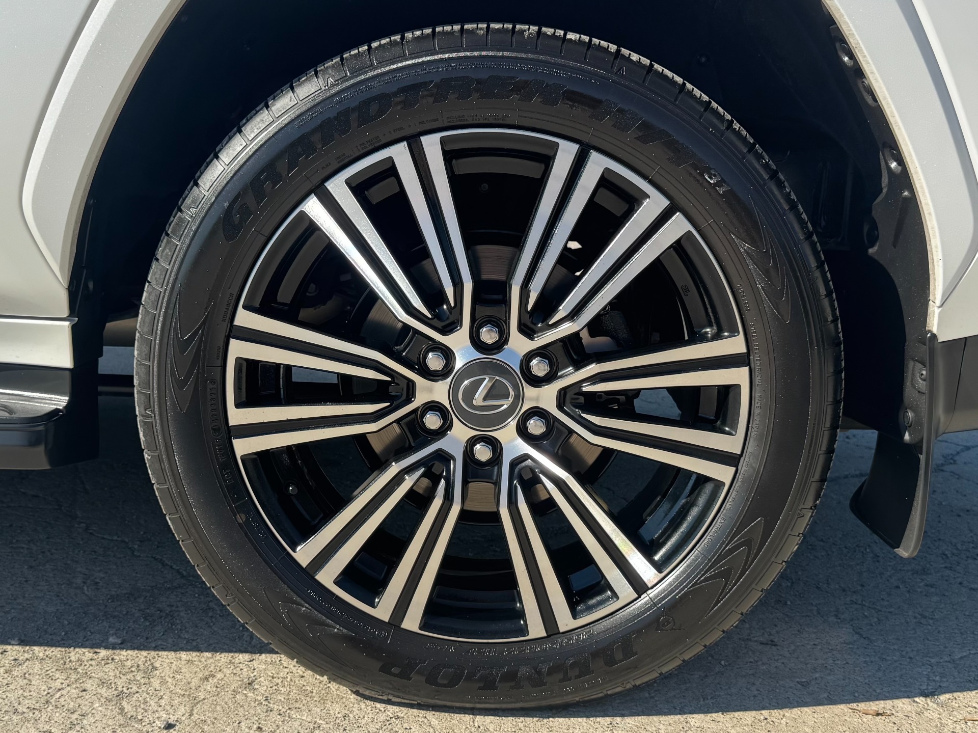 2024 Lexus LX Luxury - Photo 84