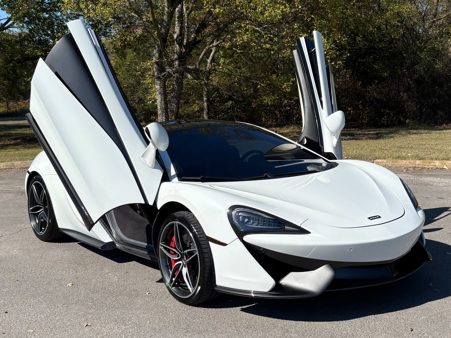 2018 McLaren 570GT