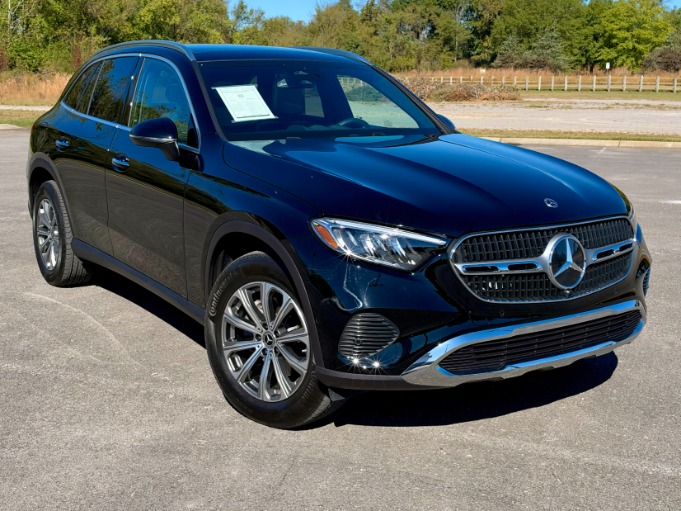 2026 Mercedes-Benz GLC Base